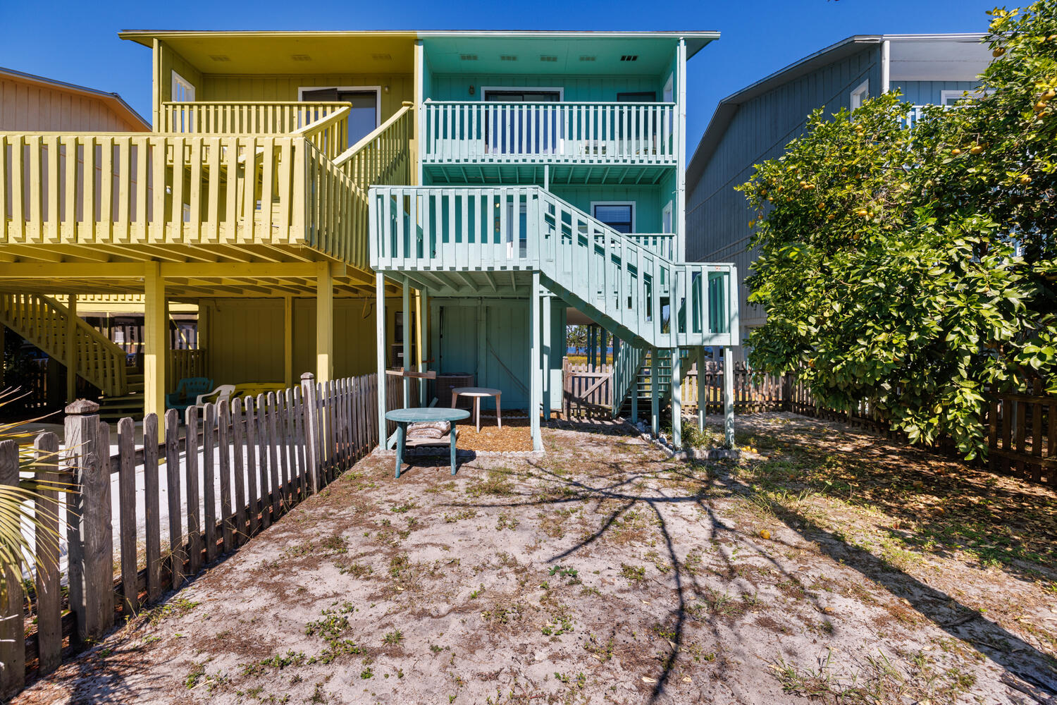 PIRATES COVE INLET - Residential