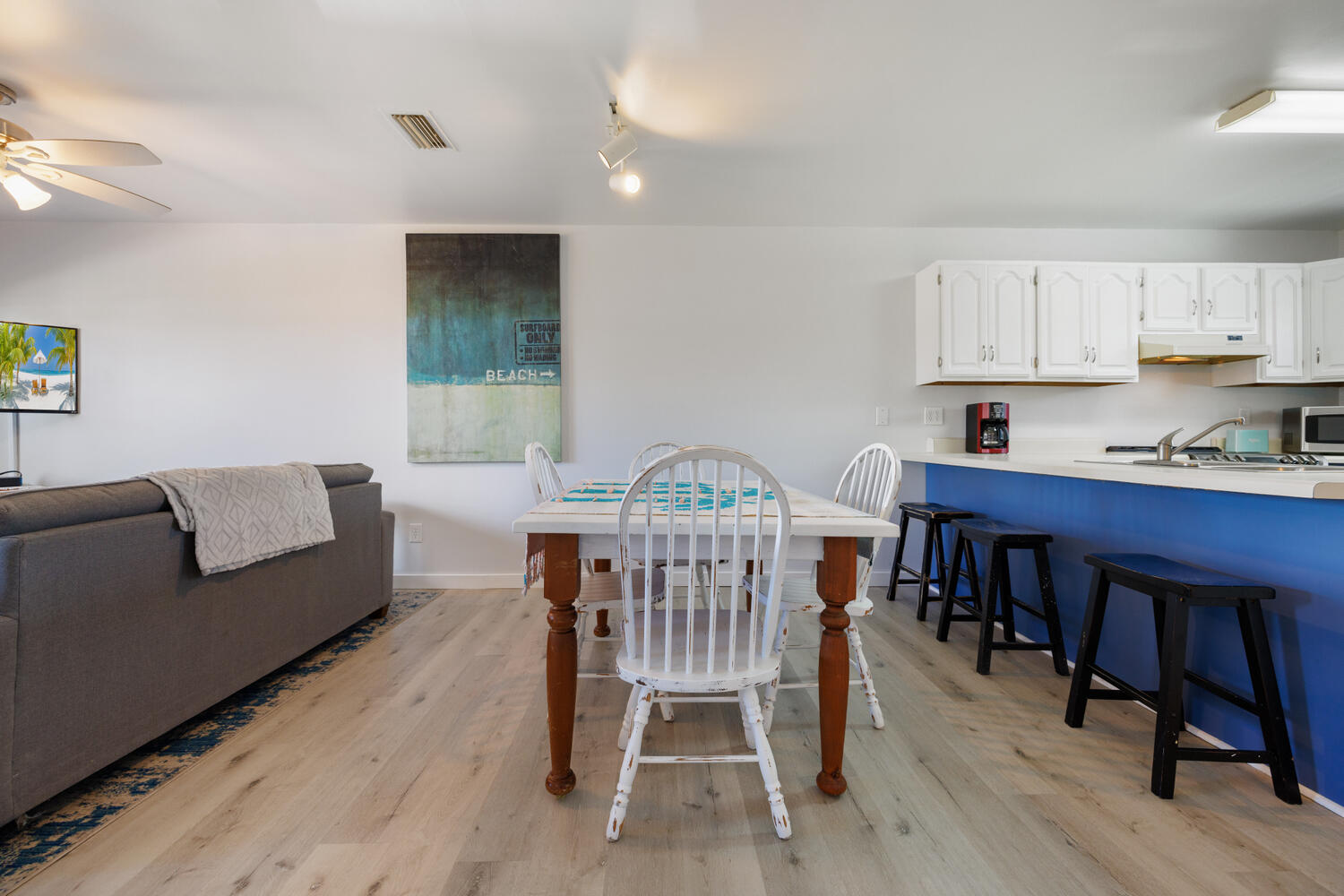 PIRATES COVE INLET - Residential