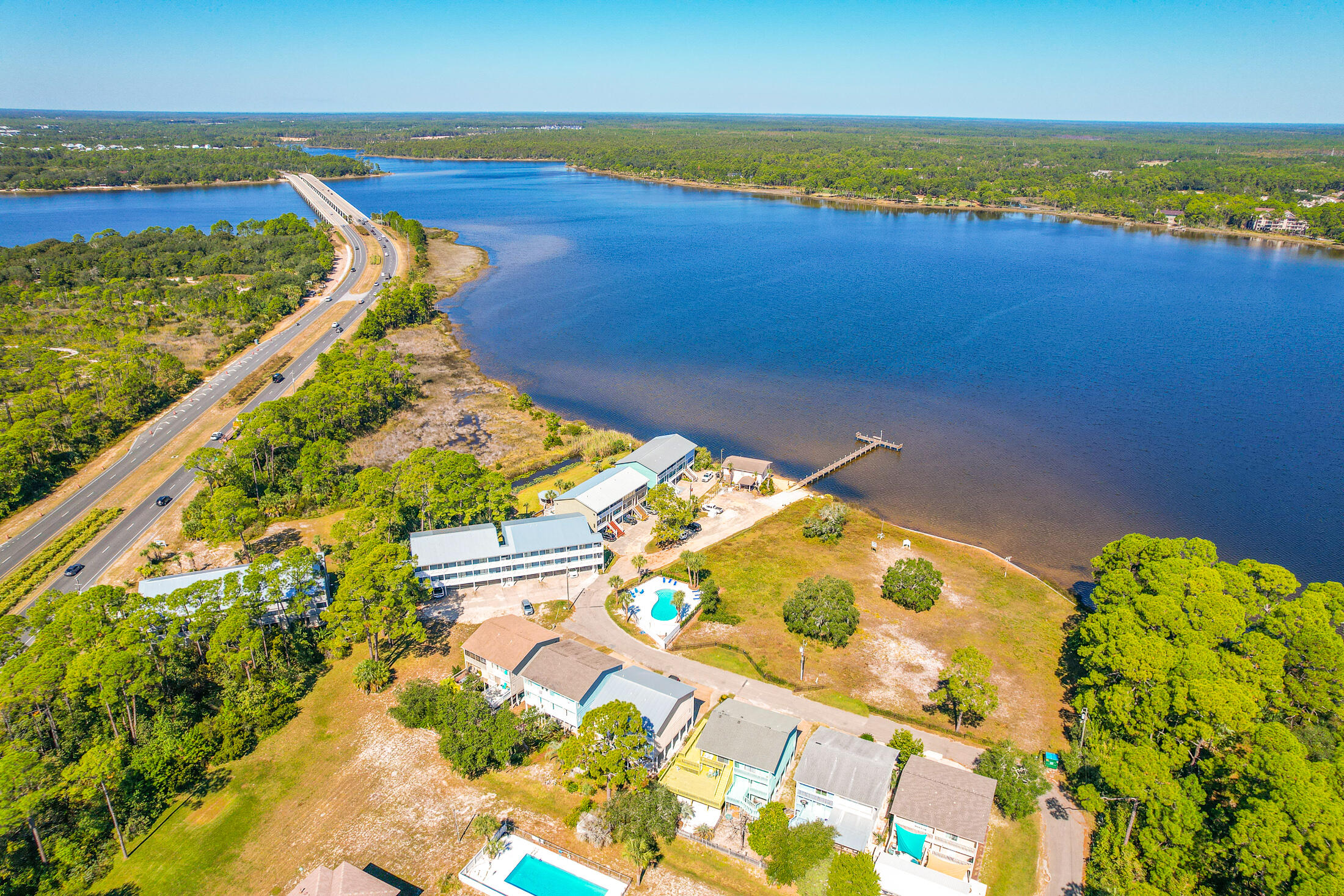 PIRATES COVE INLET - Residential