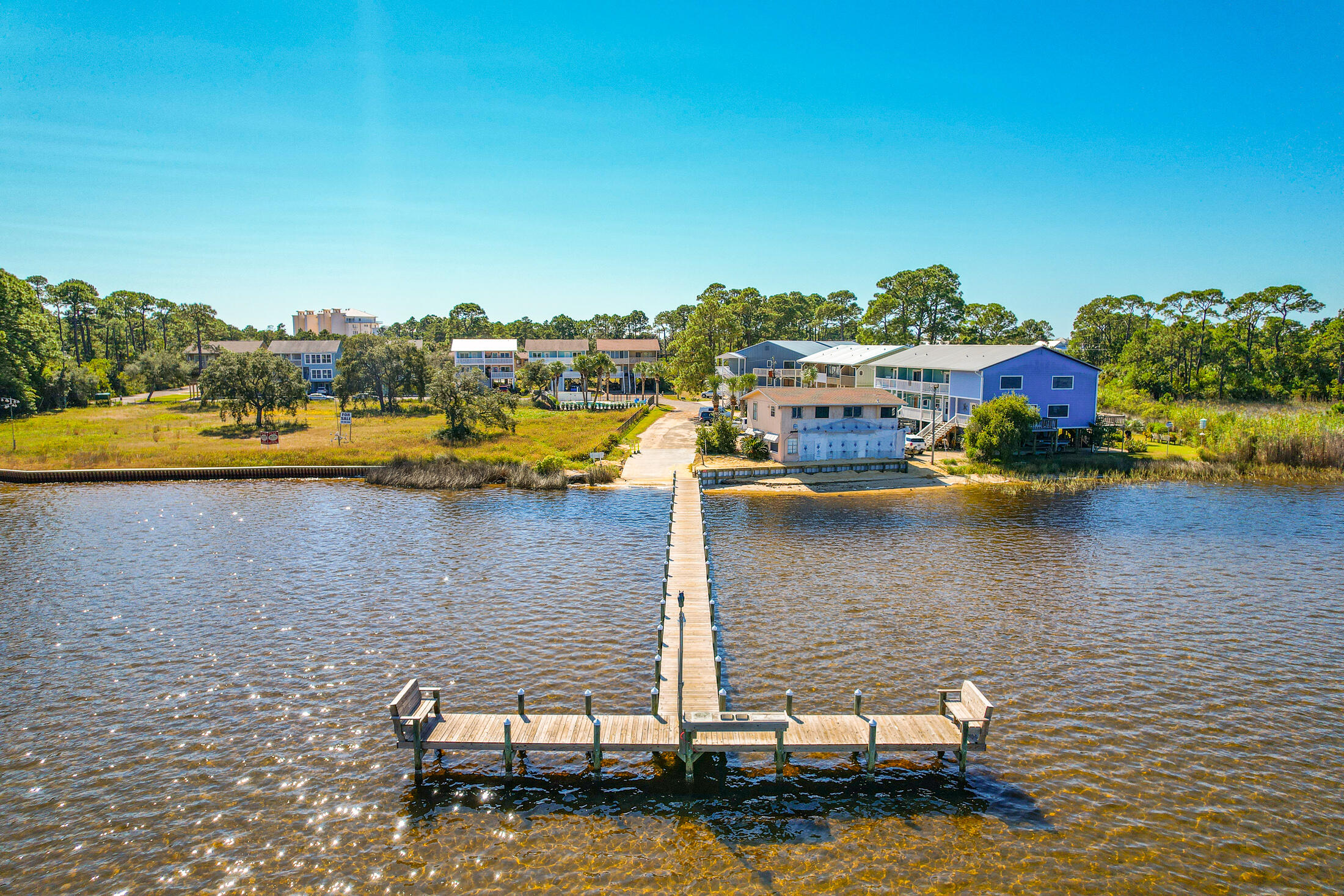 PIRATES COVE INLET - Residential