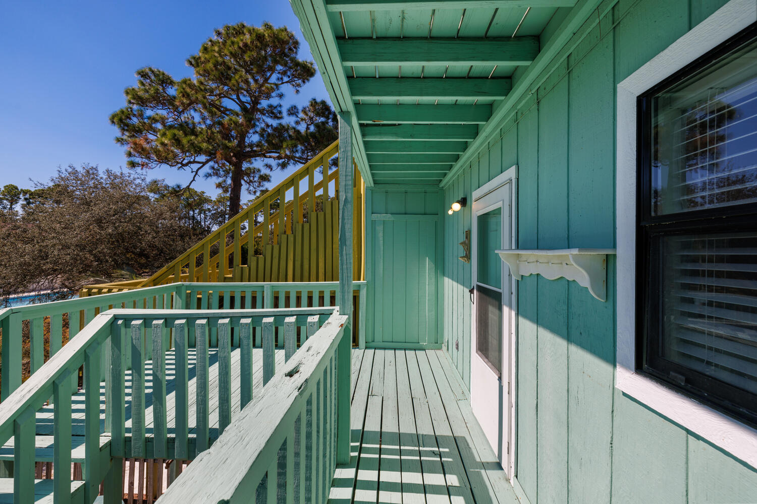 PIRATES COVE INLET - Residential