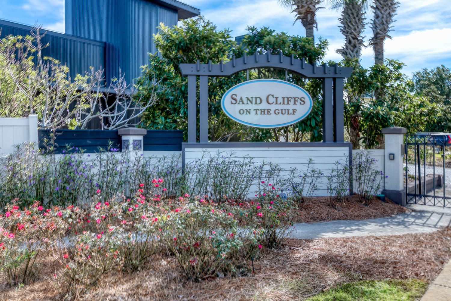 SAND CLIFFS 4TH ADDN - Residential