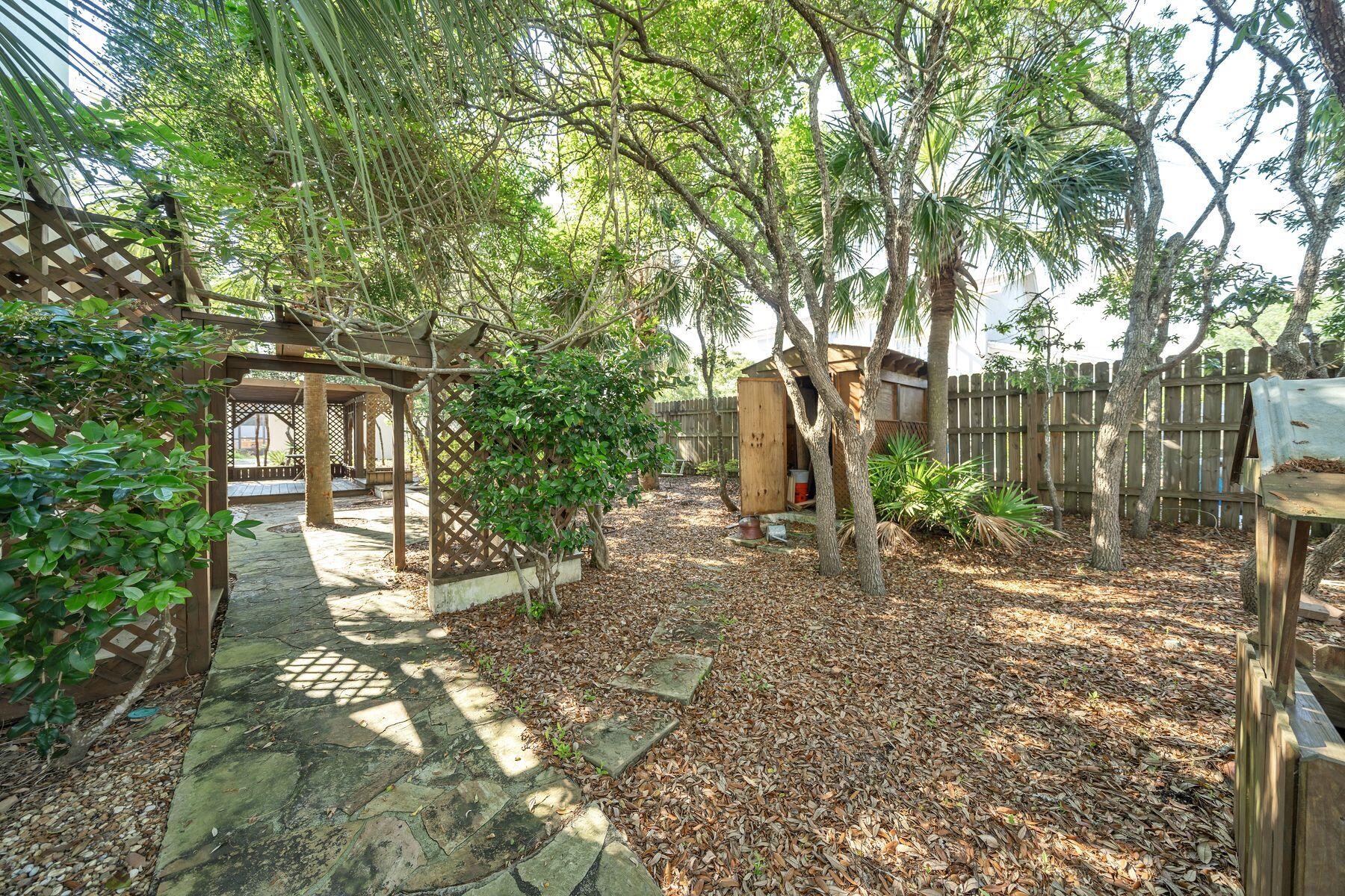 SAND CLIFFS 4TH ADDN - Residential
