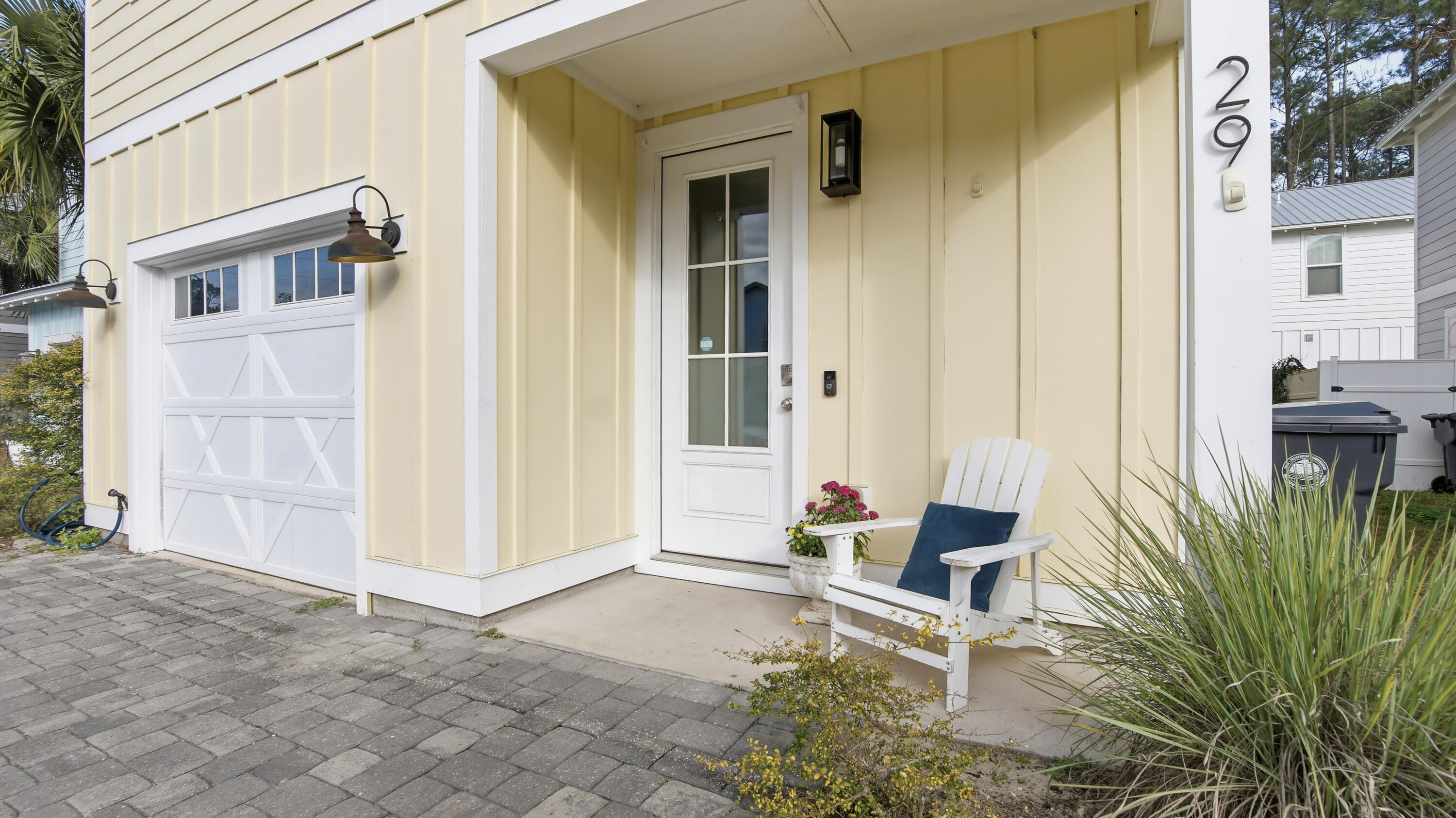 LIGHTHOUSE POINTE - Residential