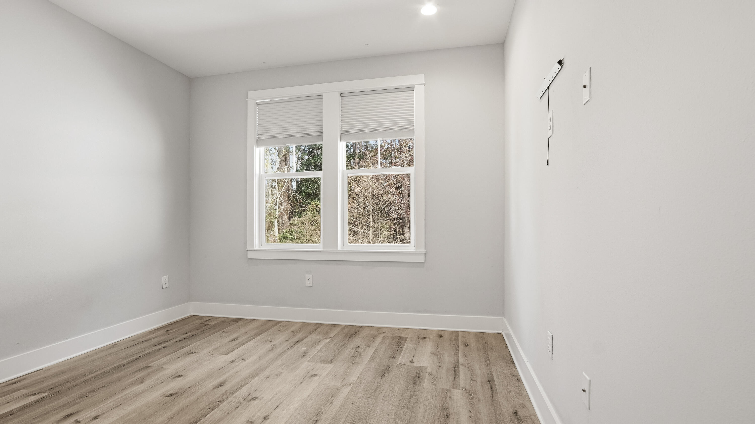 LIGHTHOUSE POINTE - Residential