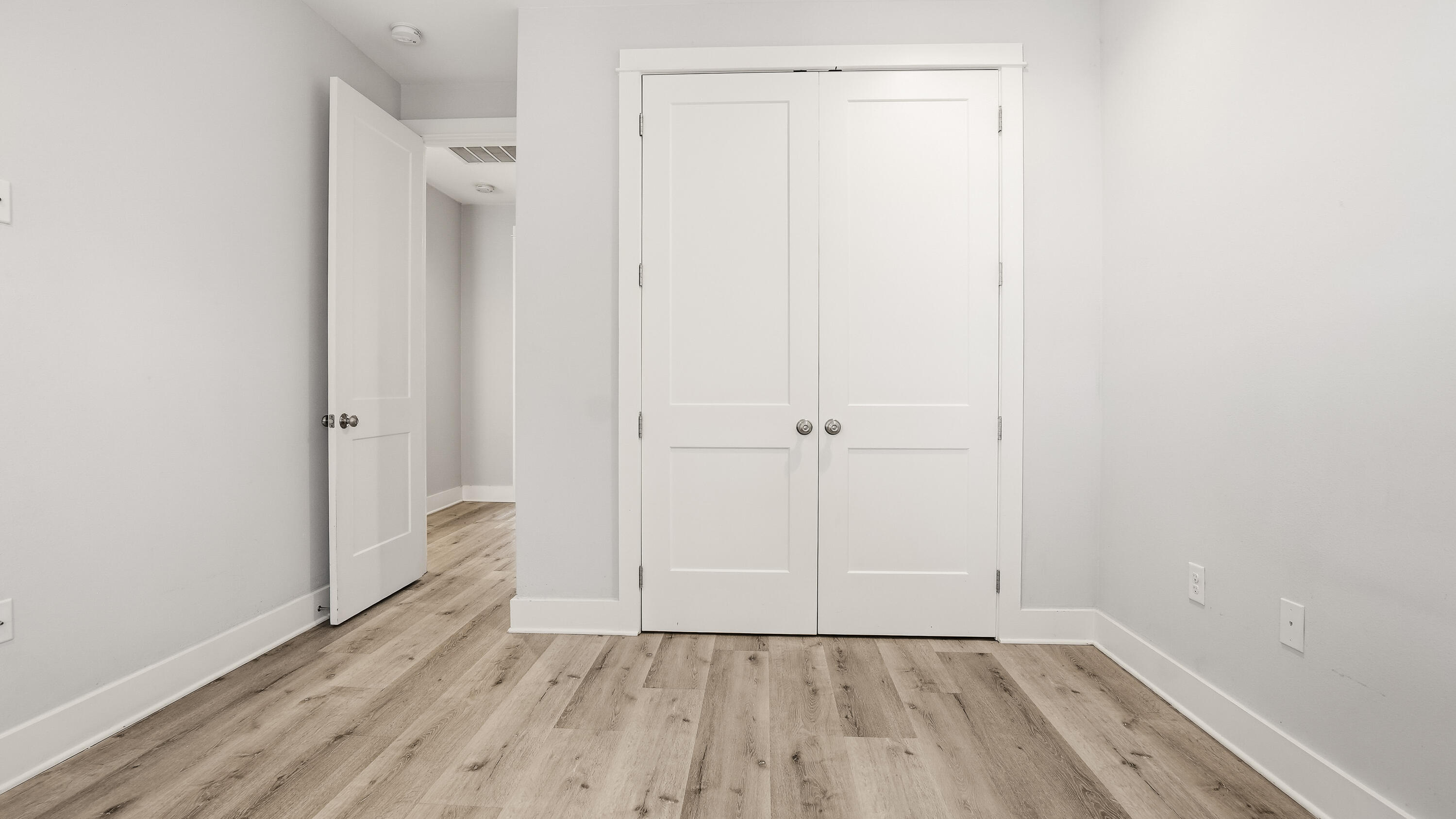 LIGHTHOUSE POINTE - Residential