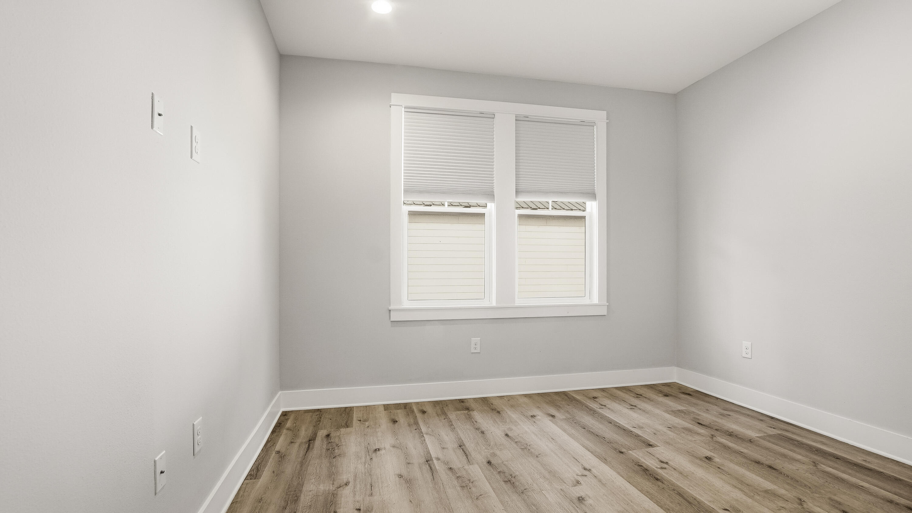 LIGHTHOUSE POINTE - Residential