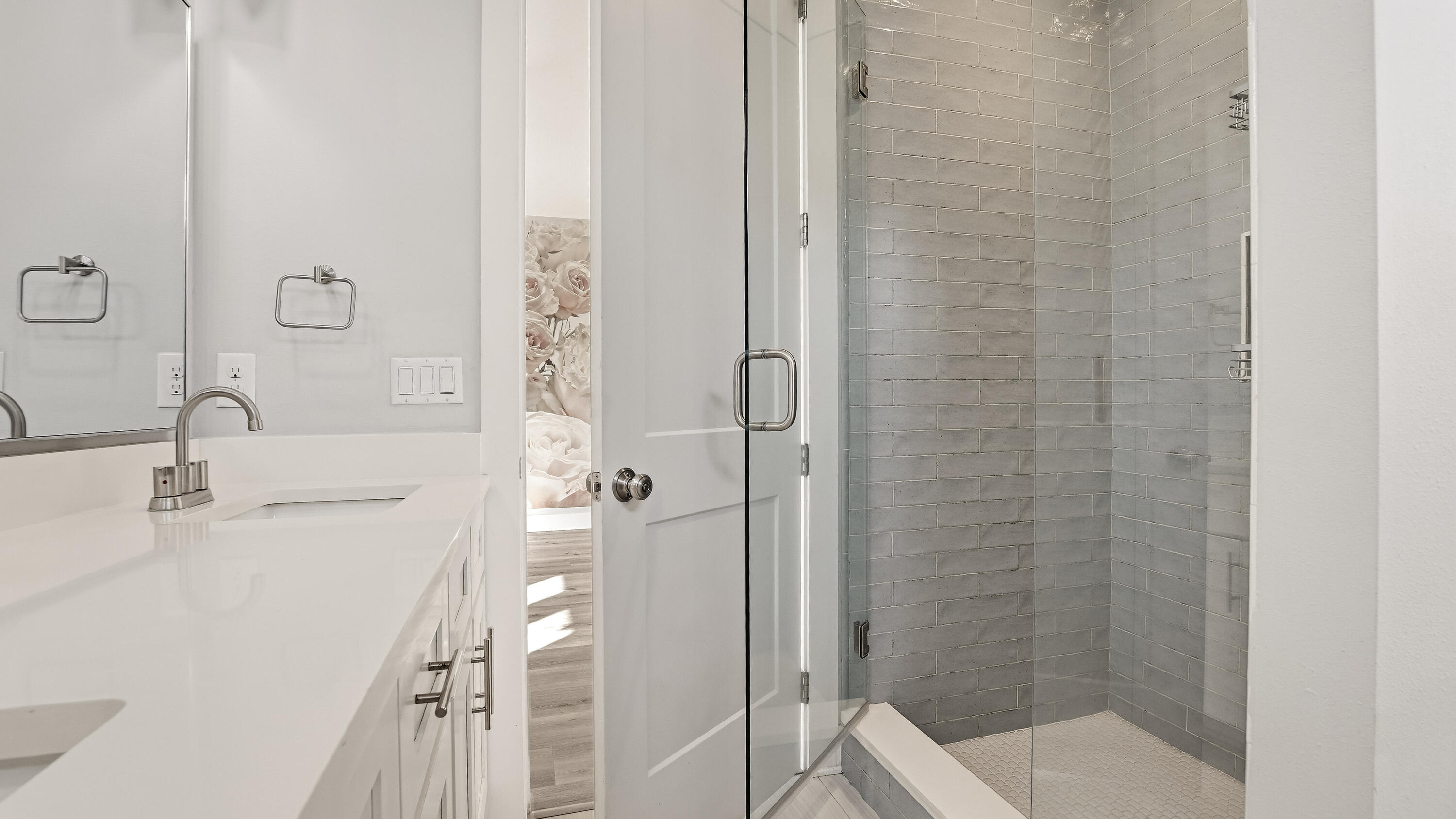 LIGHTHOUSE POINTE - Residential