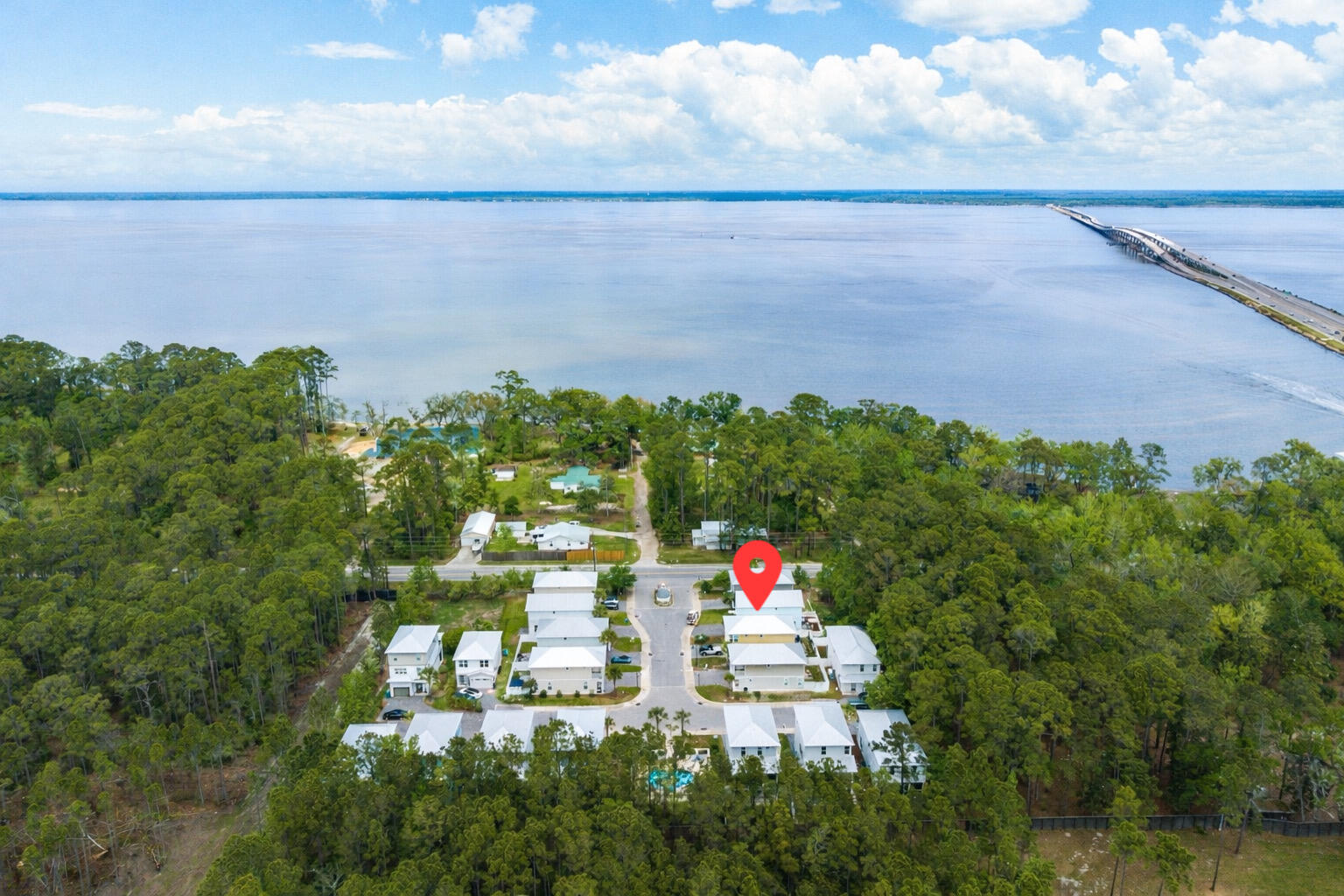 LIGHTHOUSE POINTE - Residential