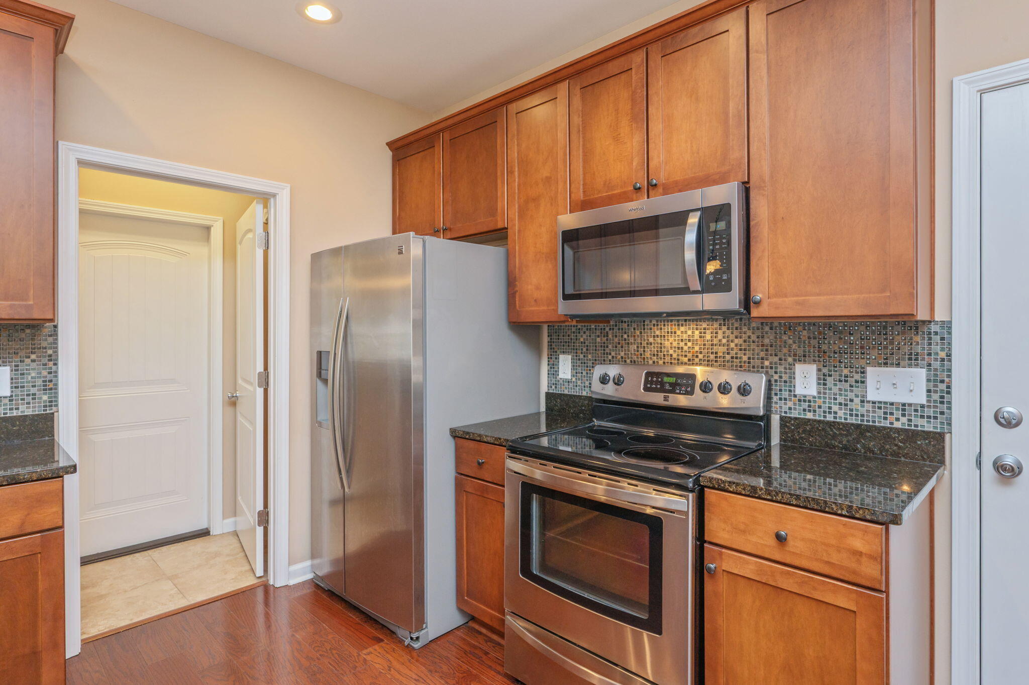 REDWOOD VILLAGE - Residential Lease