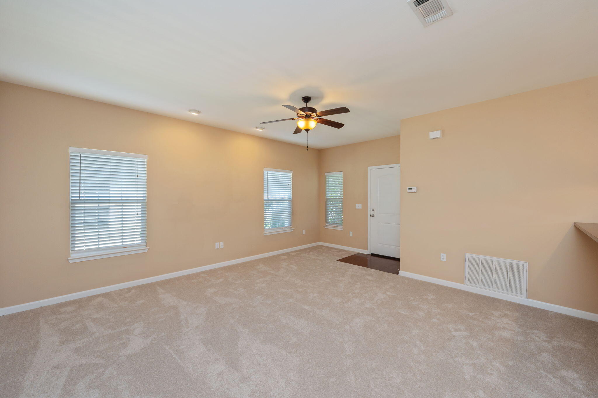 REDWOOD VILLAGE - Residential Lease