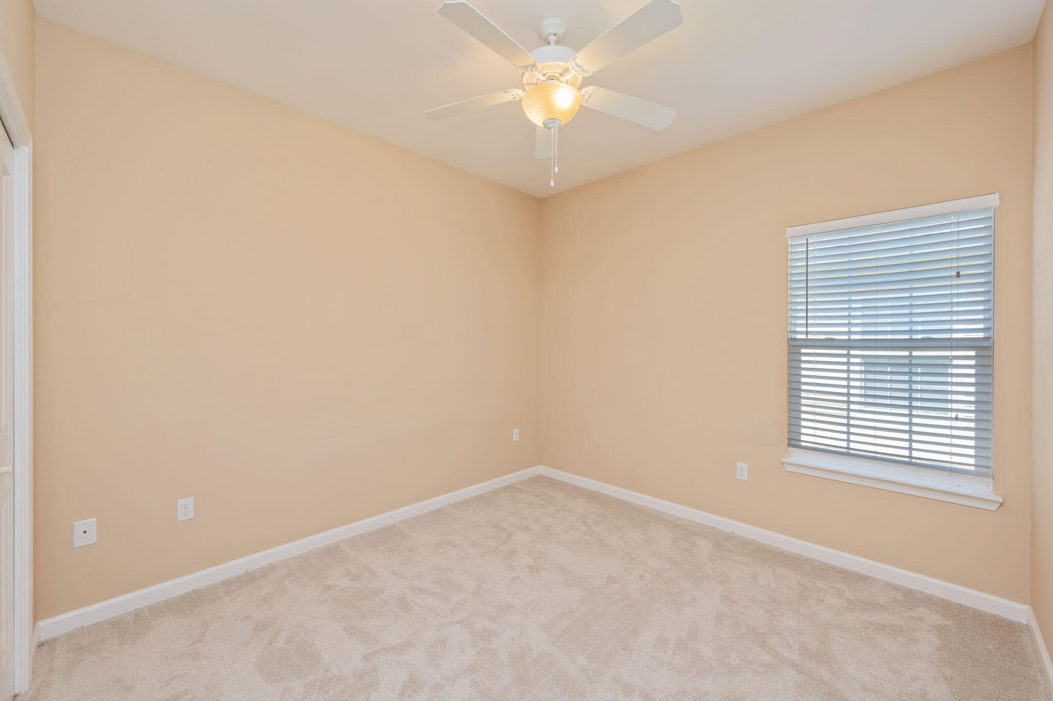 REDWOOD VILLAGE - Residential Lease