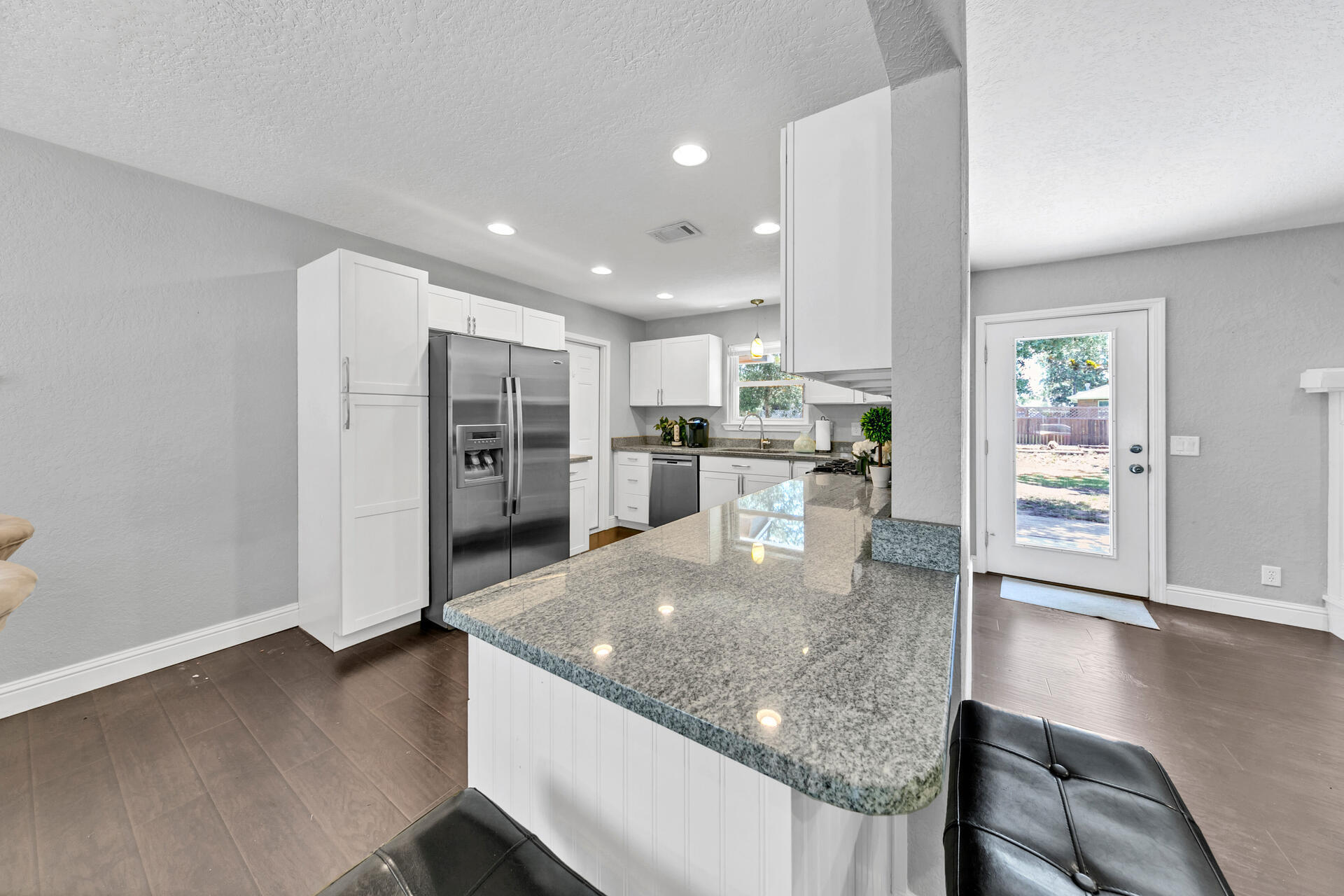 PINEWOOD ESTATES - Residential