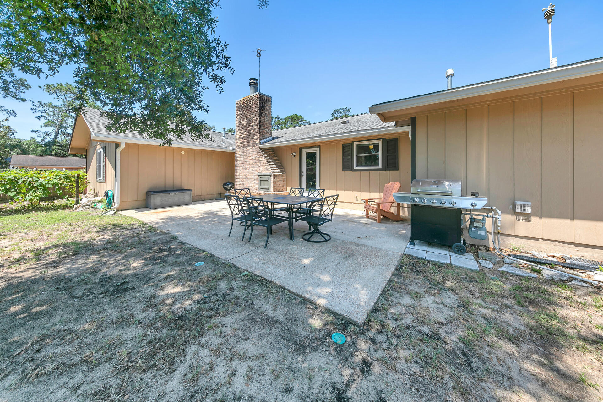 PINEWOOD ESTATES - Residential