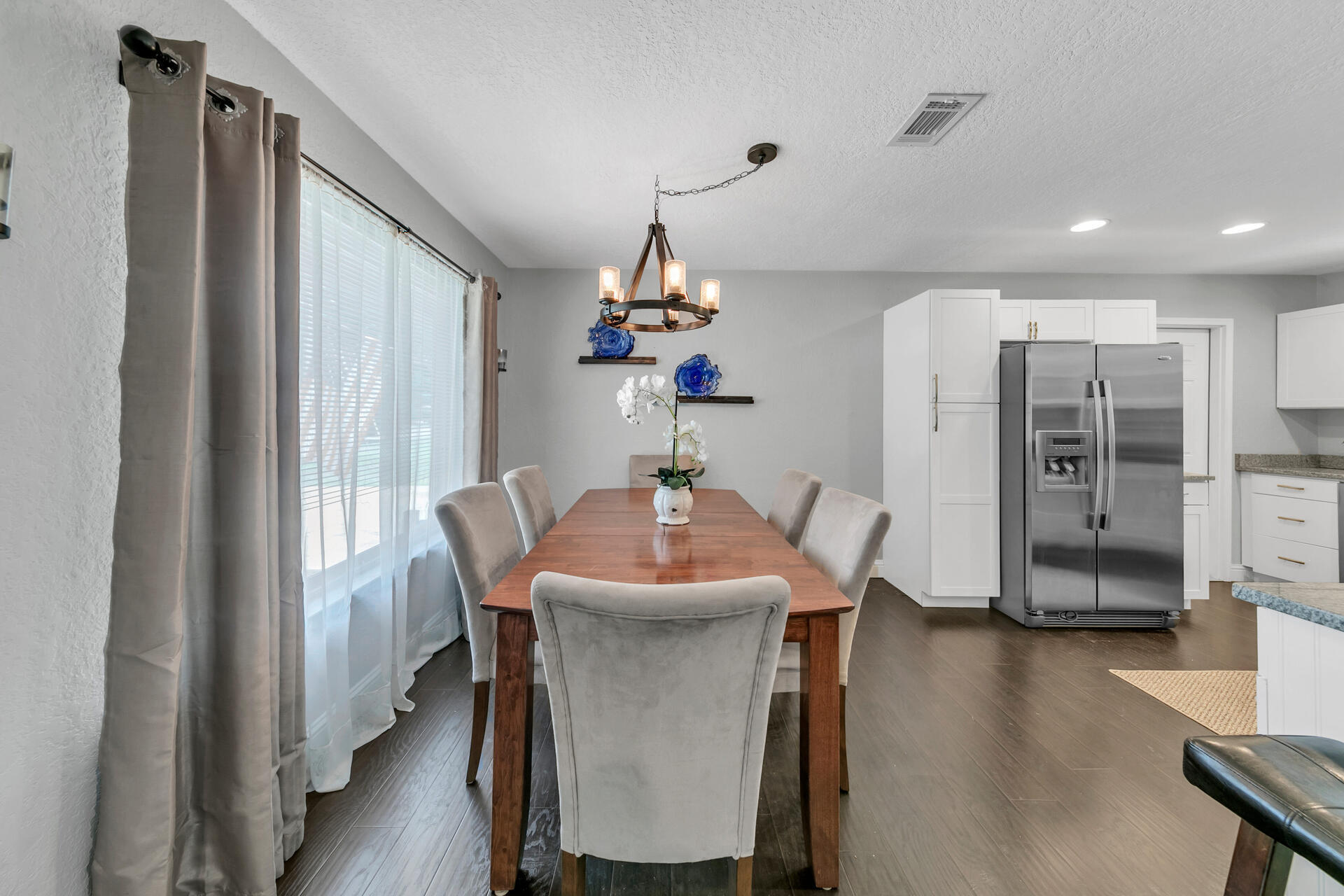 PINEWOOD ESTATES - Residential