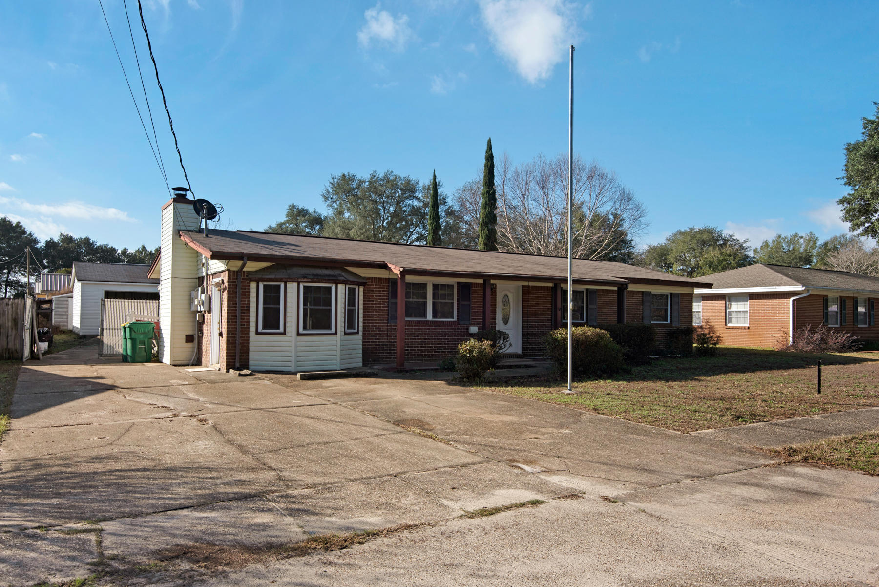 CAROL ANNE MANOR 1ST ADDN - Residential