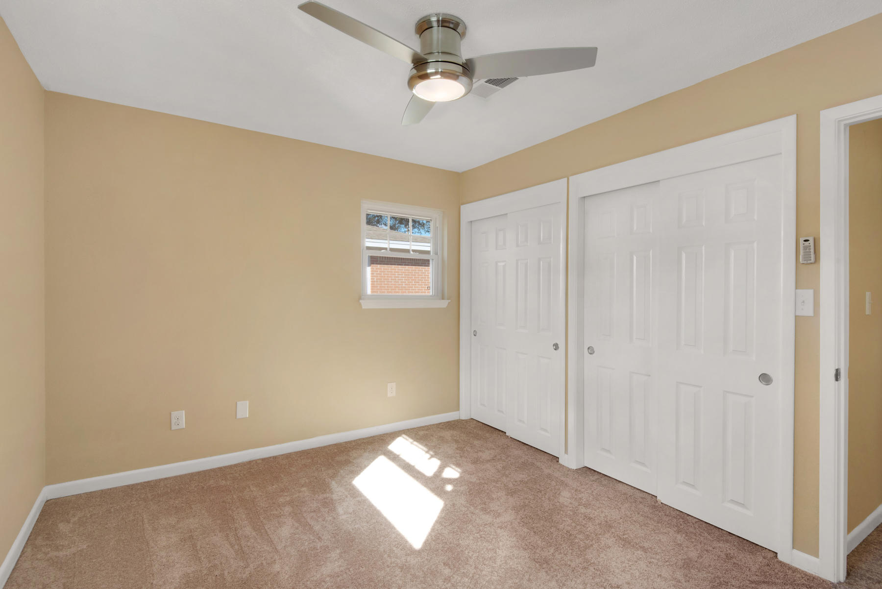 CAROL ANNE MANOR 1ST ADDN - Residential