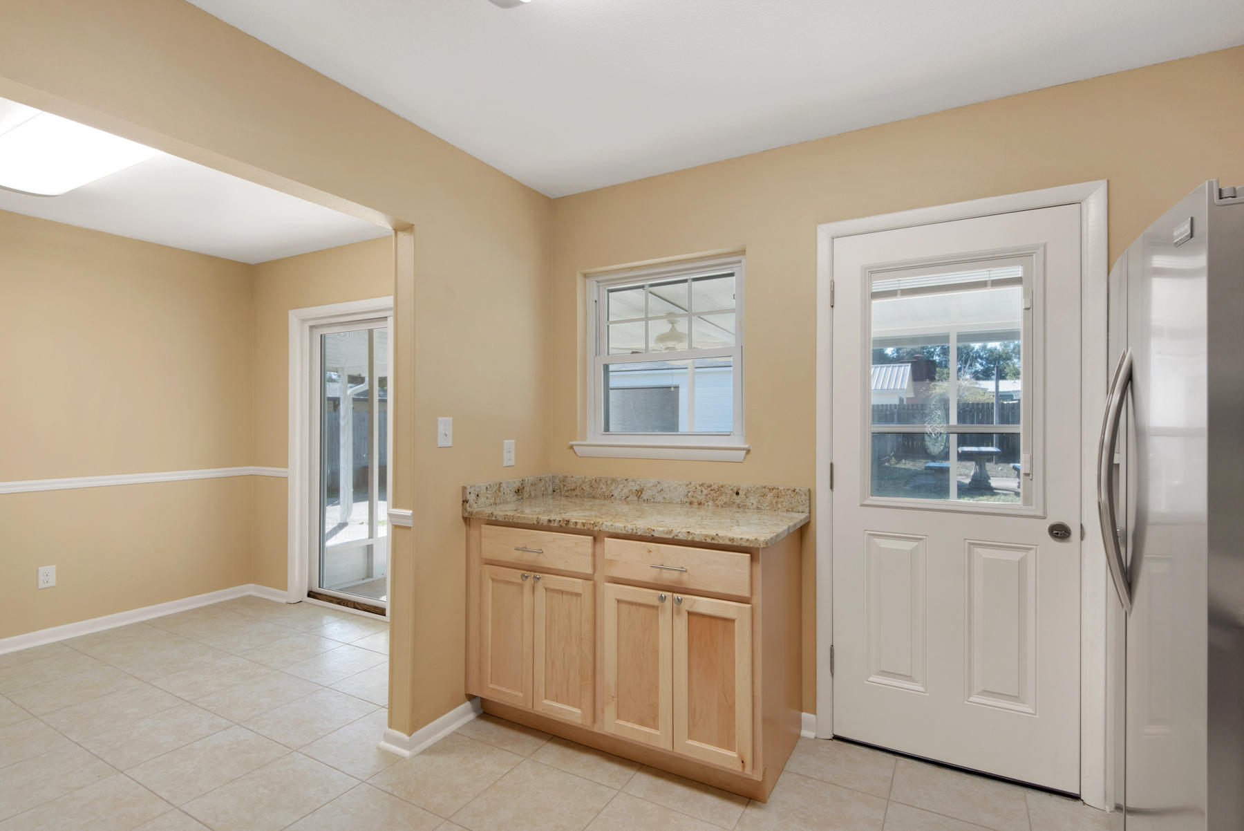 CAROL ANNE MANOR 1ST ADDN - Residential