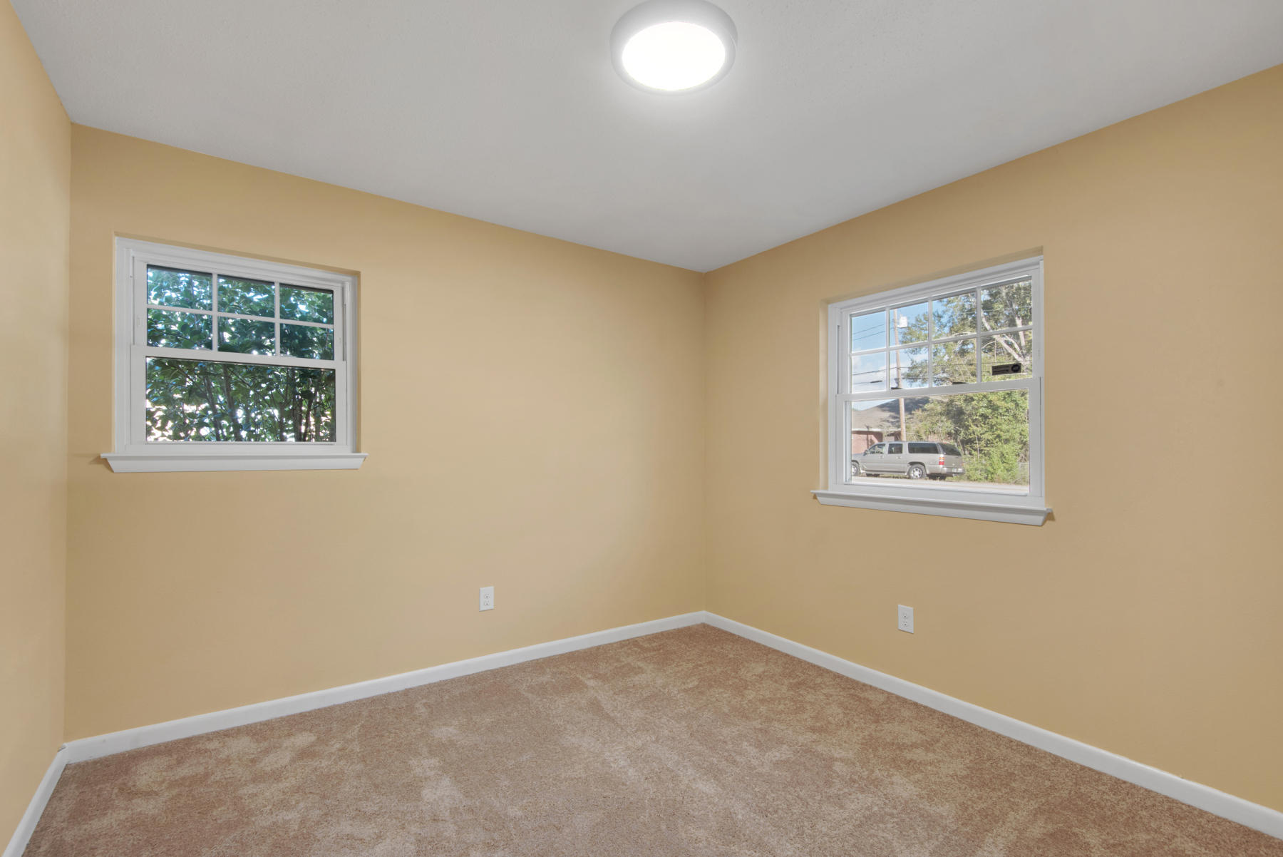 CAROL ANNE MANOR 1ST ADDN - Residential