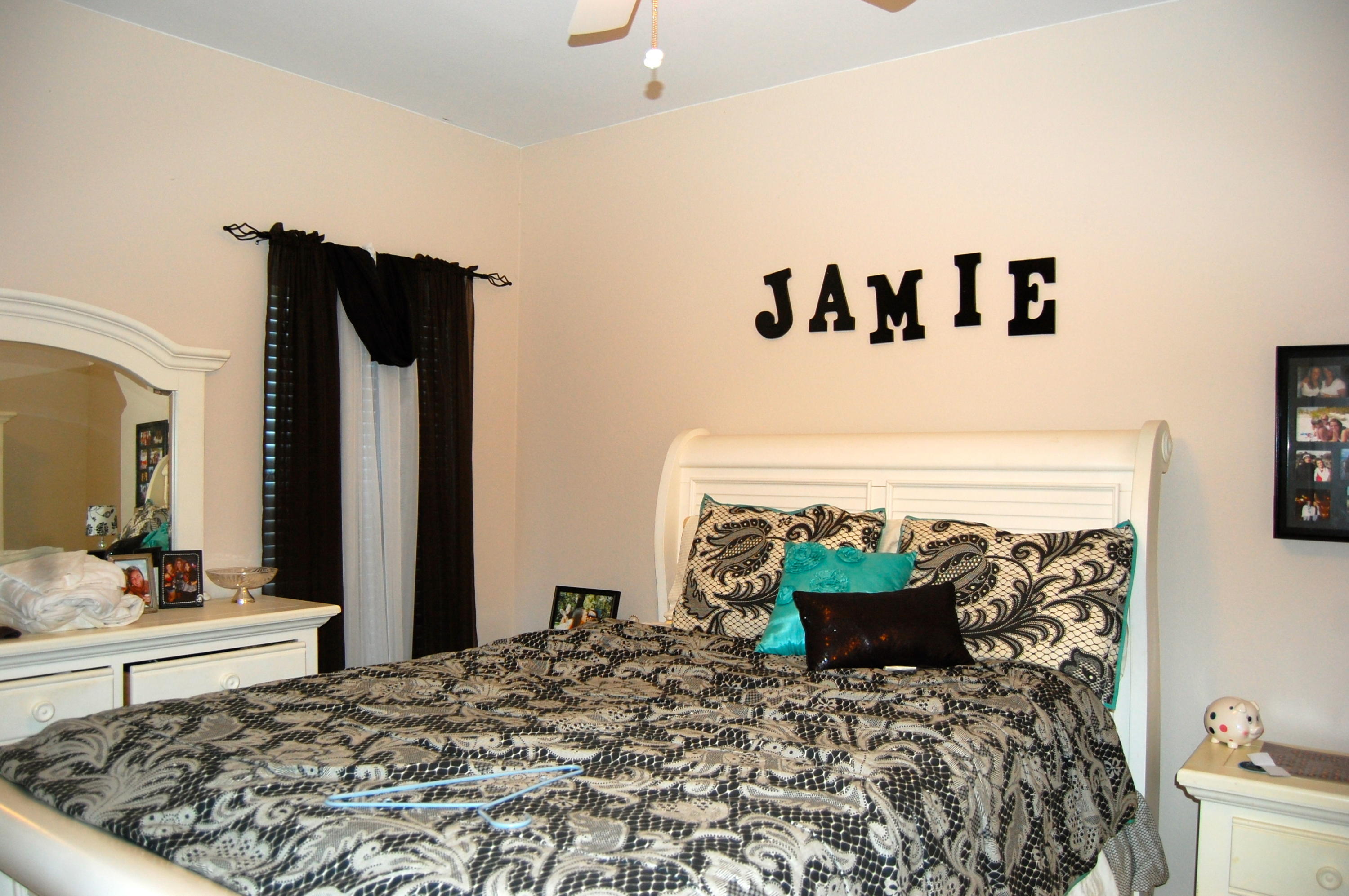 MOONEYS NORTH S/D - Residential