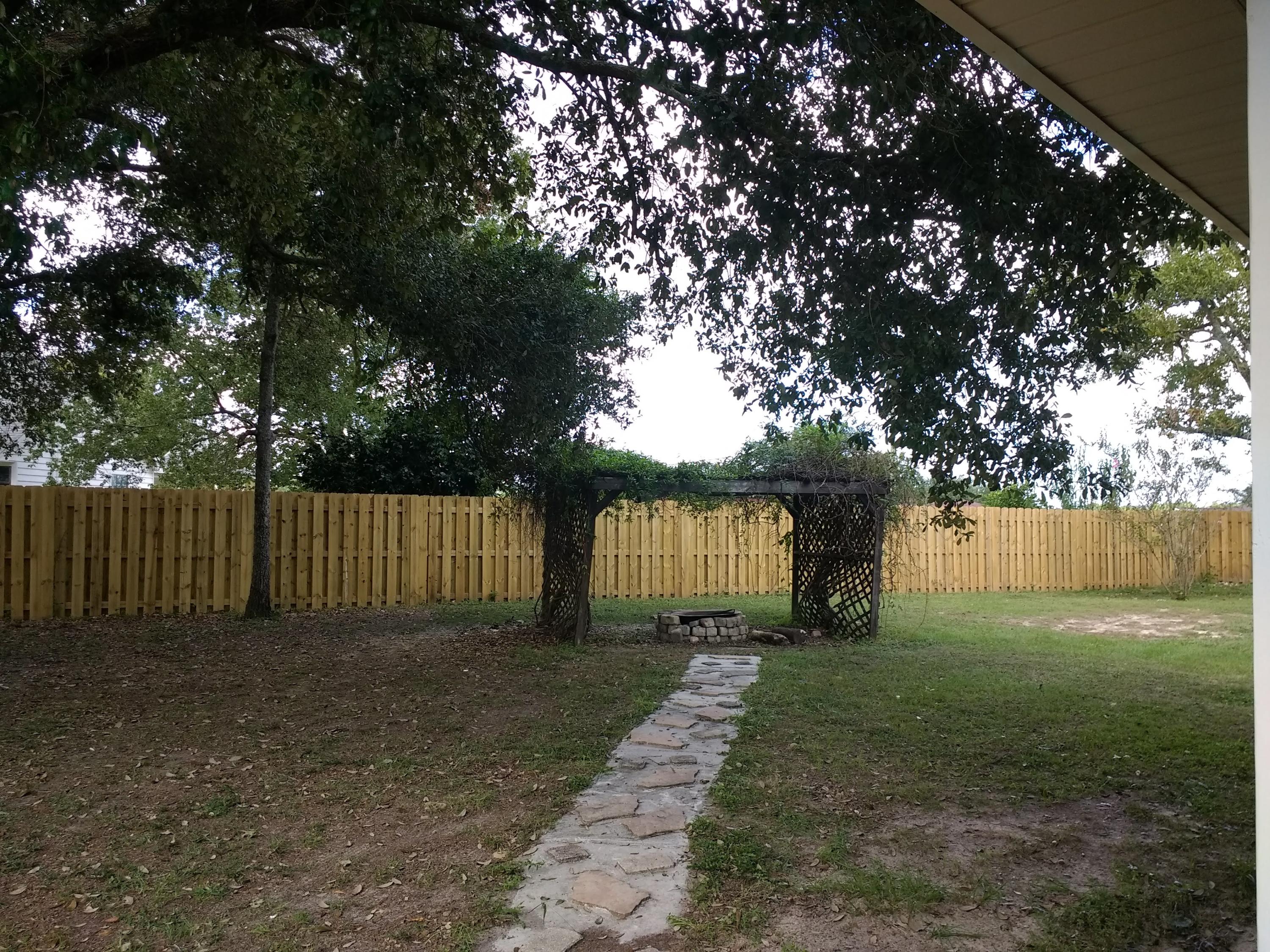 COUNTRYVIEW ESTATES 5TH ADDN - Residential Lease