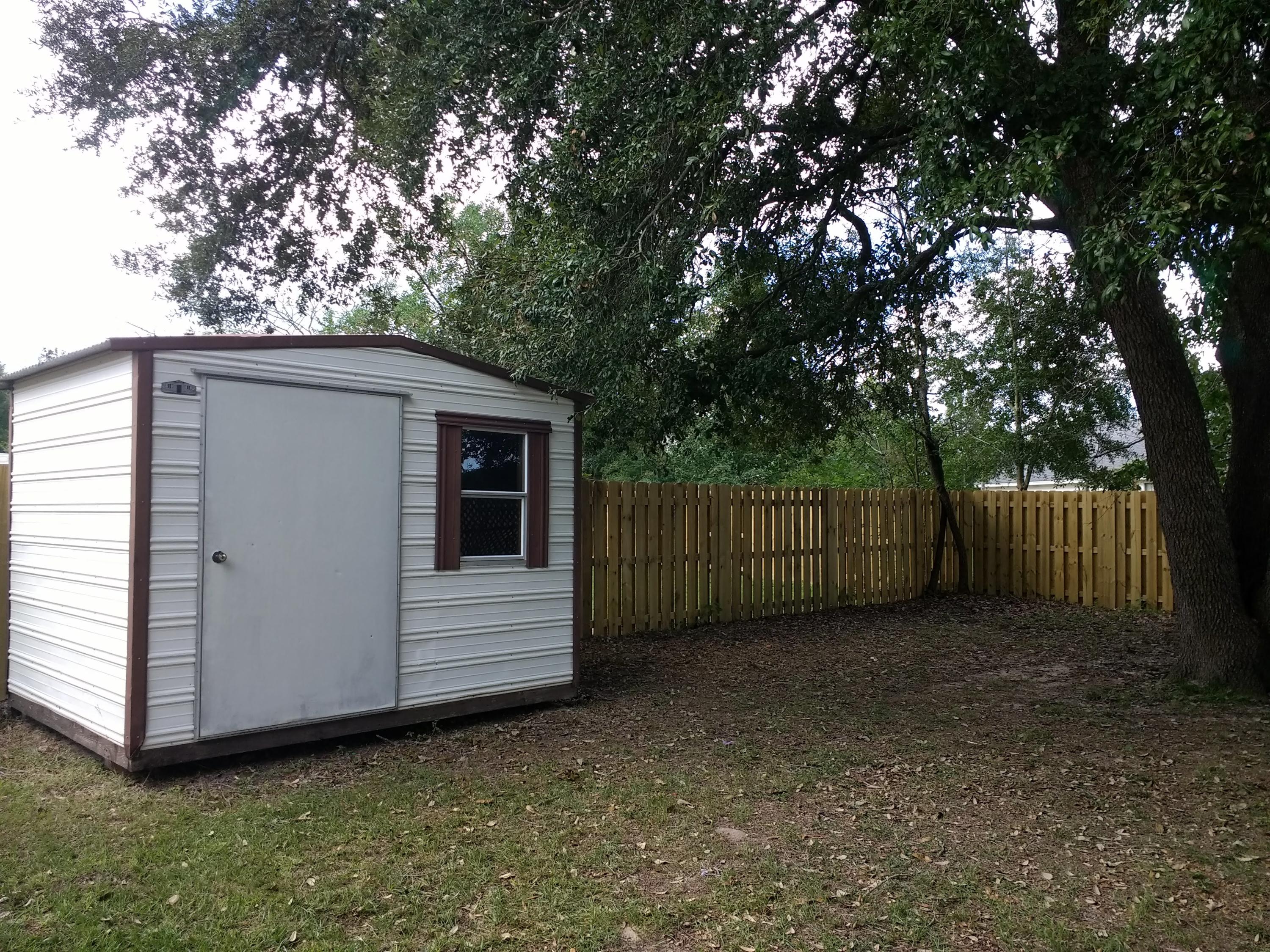 COUNTRYVIEW ESTATES 5TH ADDN - Residential Lease