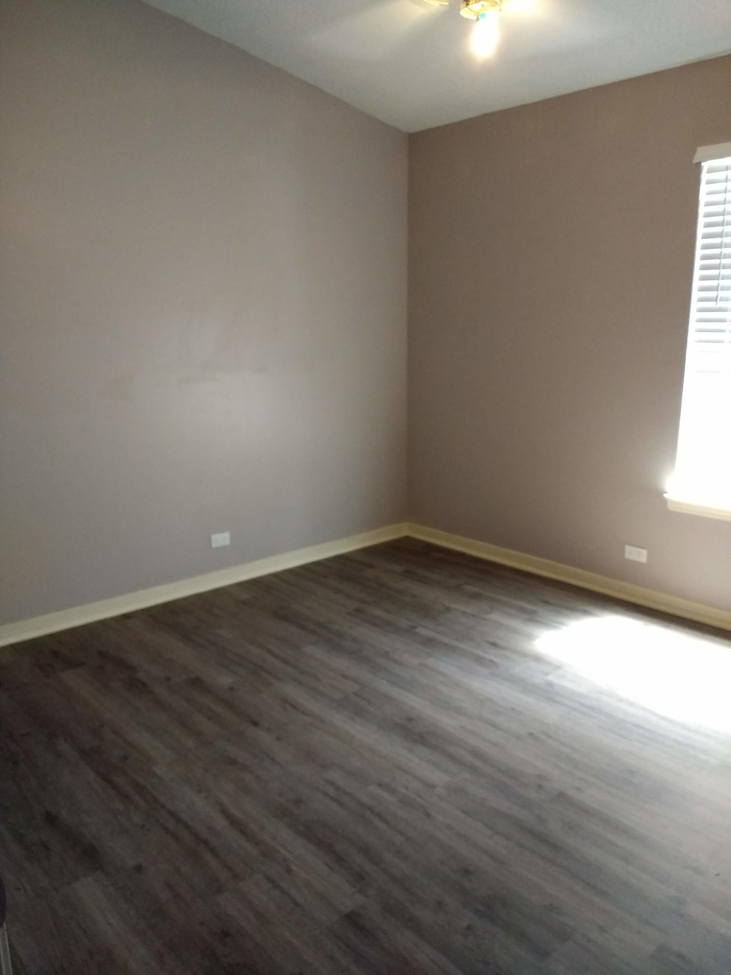 COUNTRYVIEW ESTATES 5TH ADDN - Residential Lease