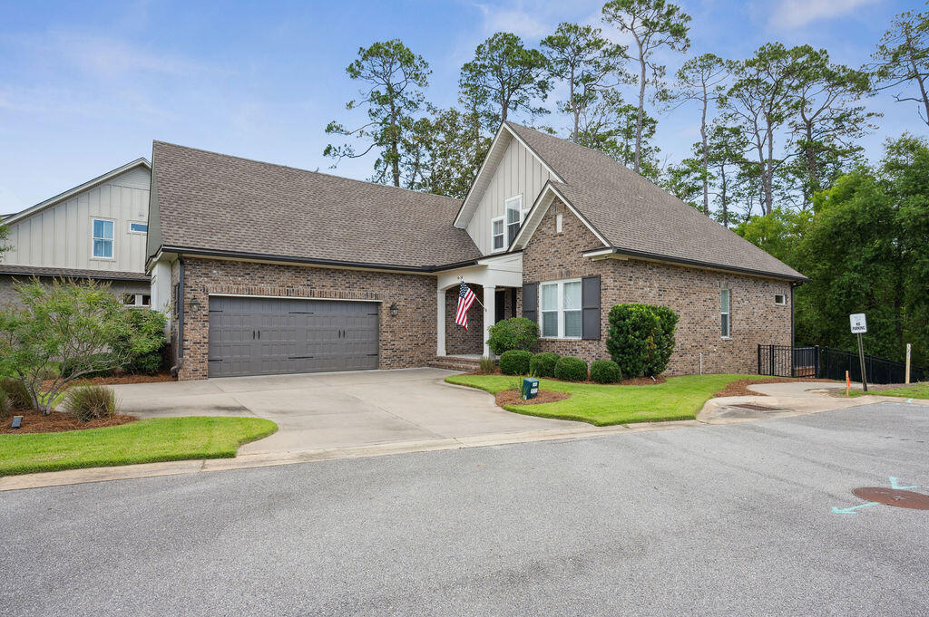 4444 Colleen Cove