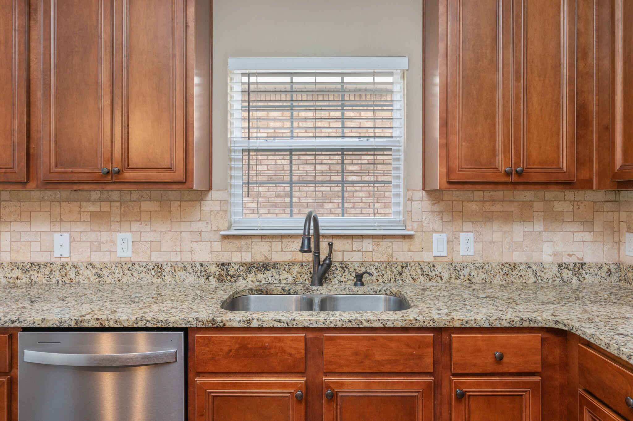 TRADITIONS AT WALTON OAKS - Residential