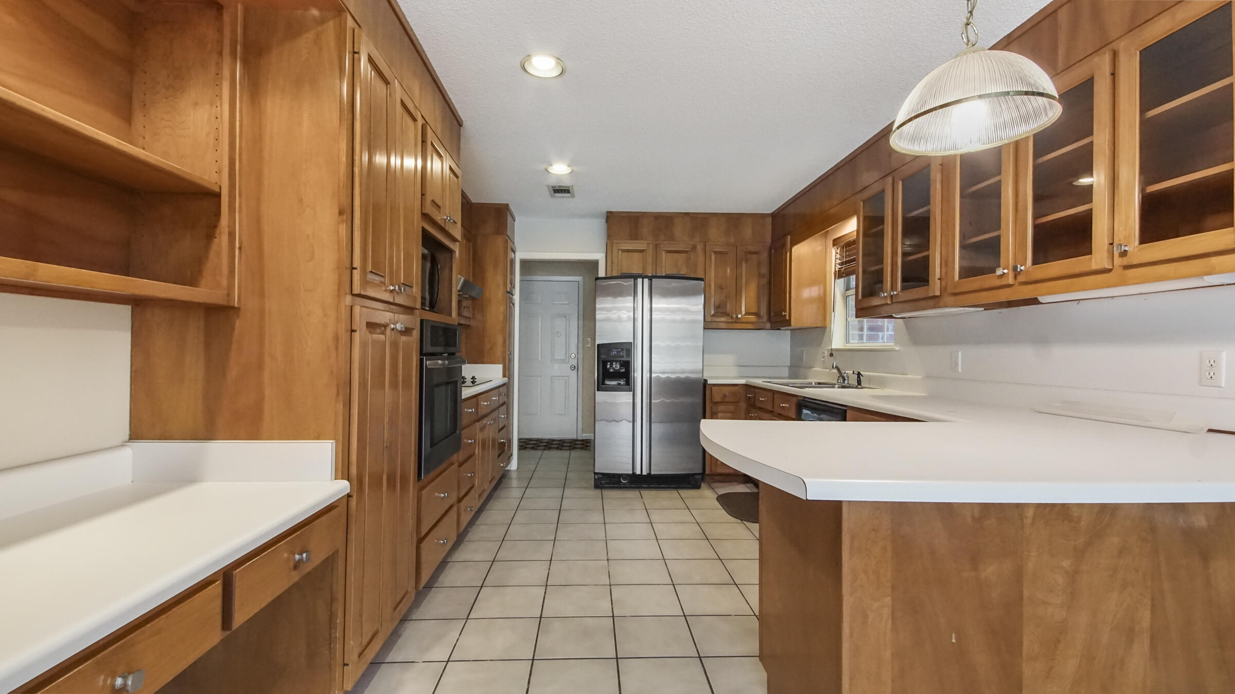 PINE SHORES - Residential