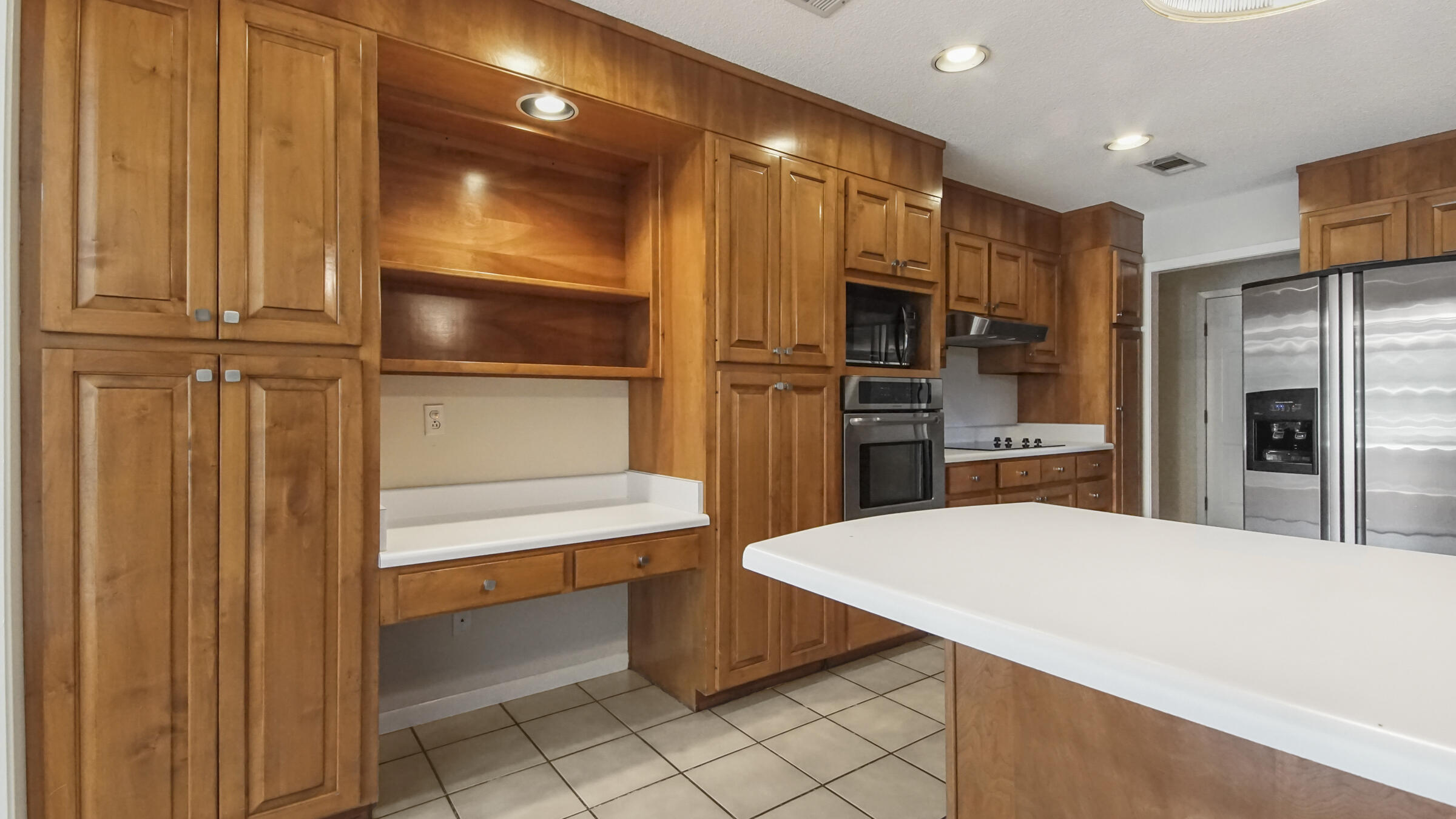 PINE SHORES - Residential