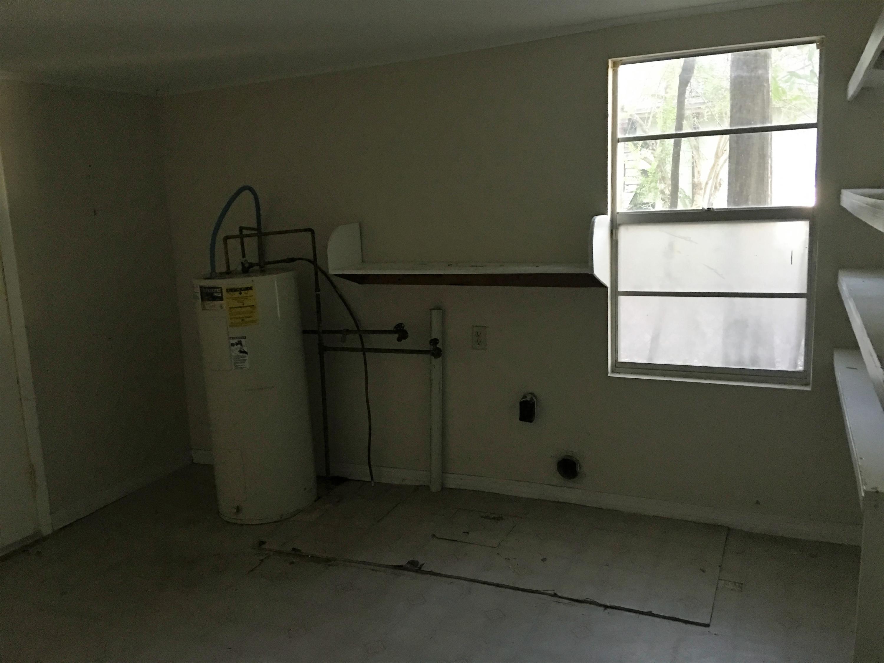 CRESTVIEW - Residential