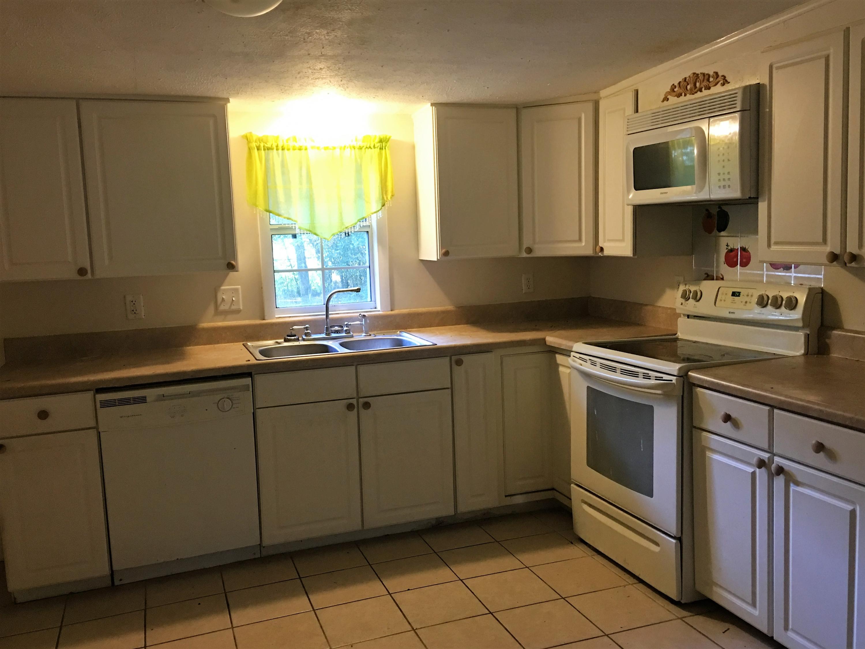 CRESTVIEW - Residential