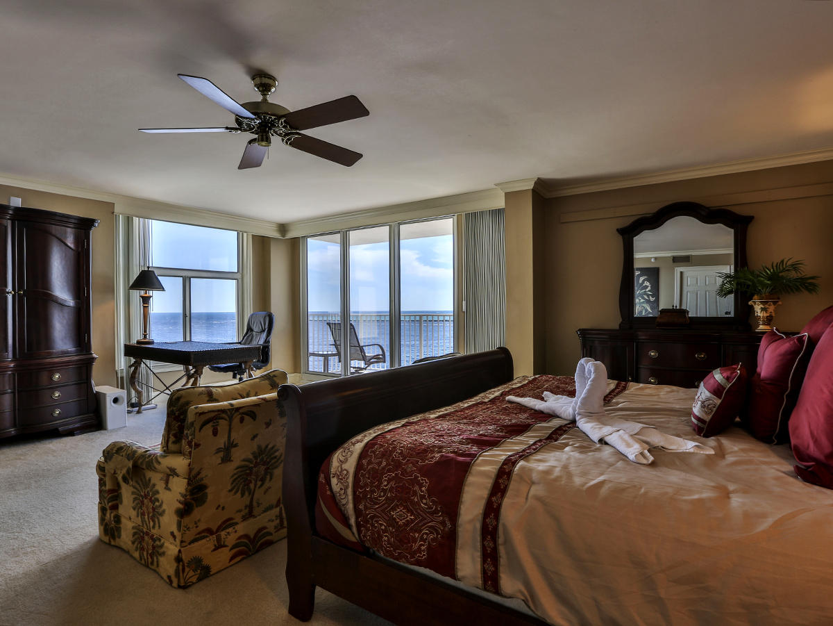 WATERVIEW TOWERS - Residential