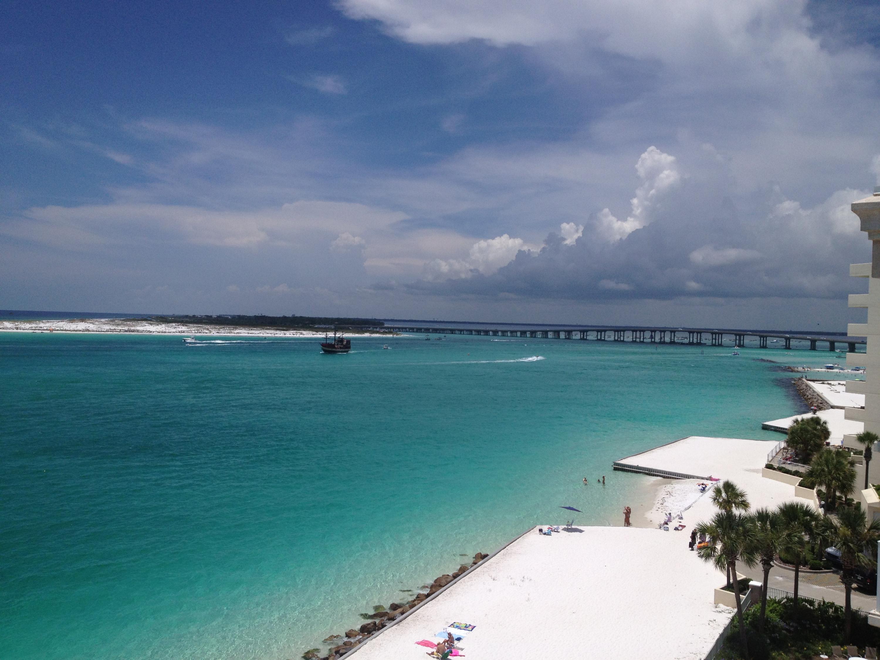 WATERVIEW TOWERS - Residential