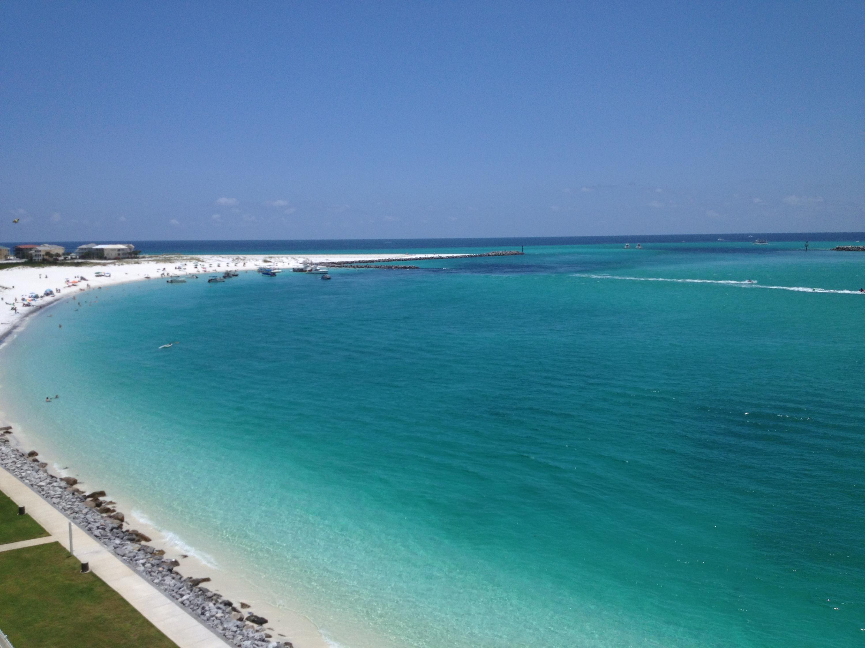 WATERVIEW TOWERS - Residential
