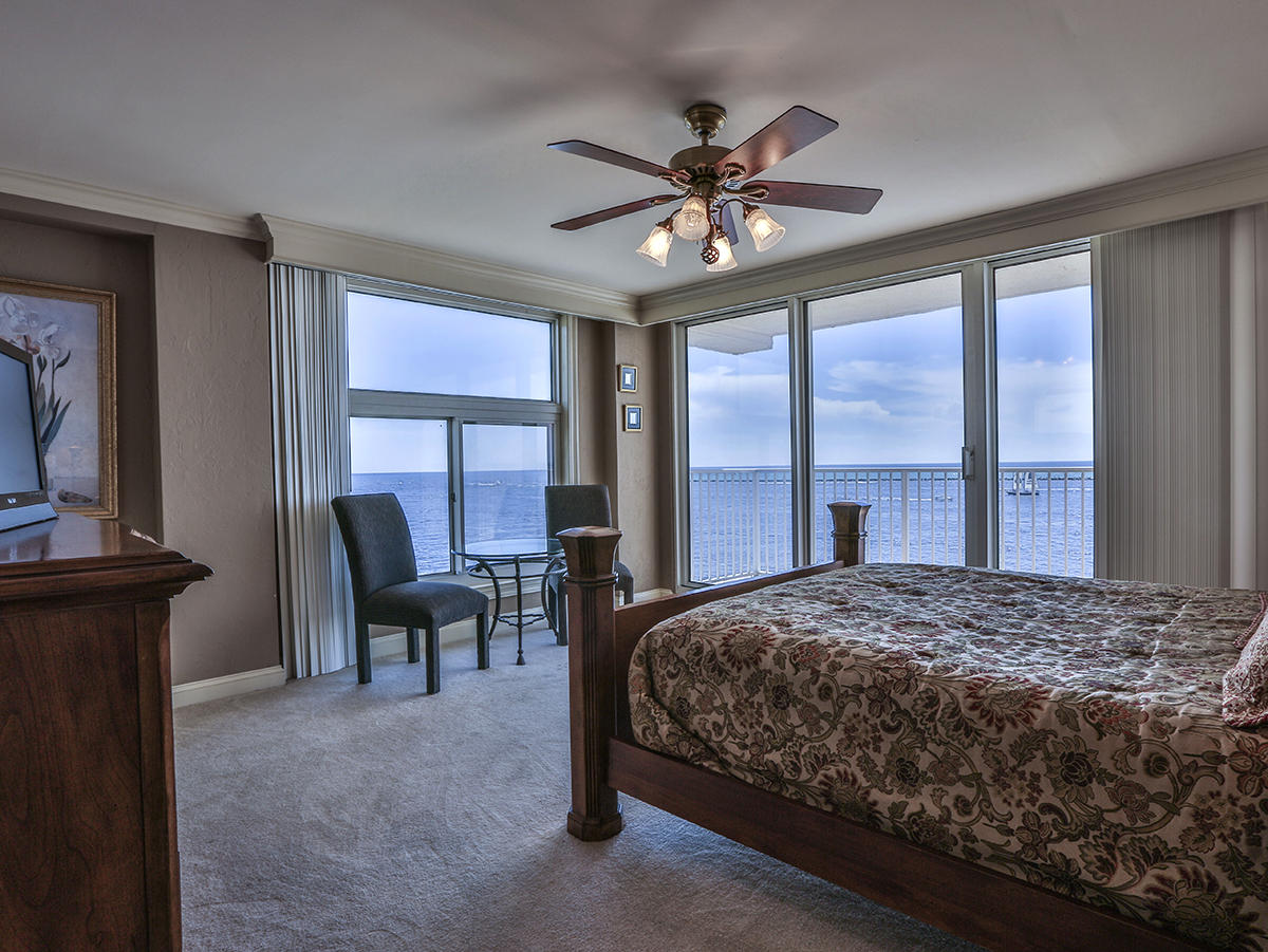 WATERVIEW TOWERS - Residential