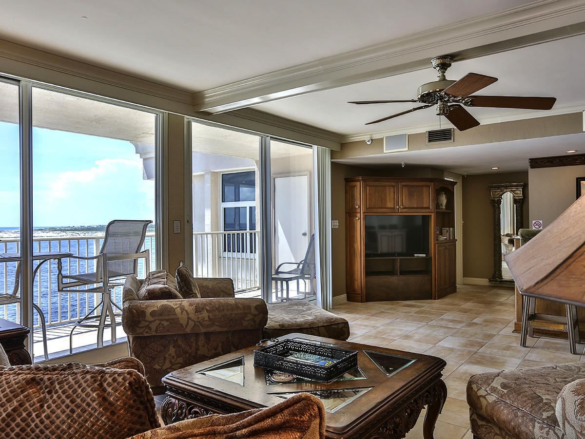 WATERVIEW TOWERS - Residential