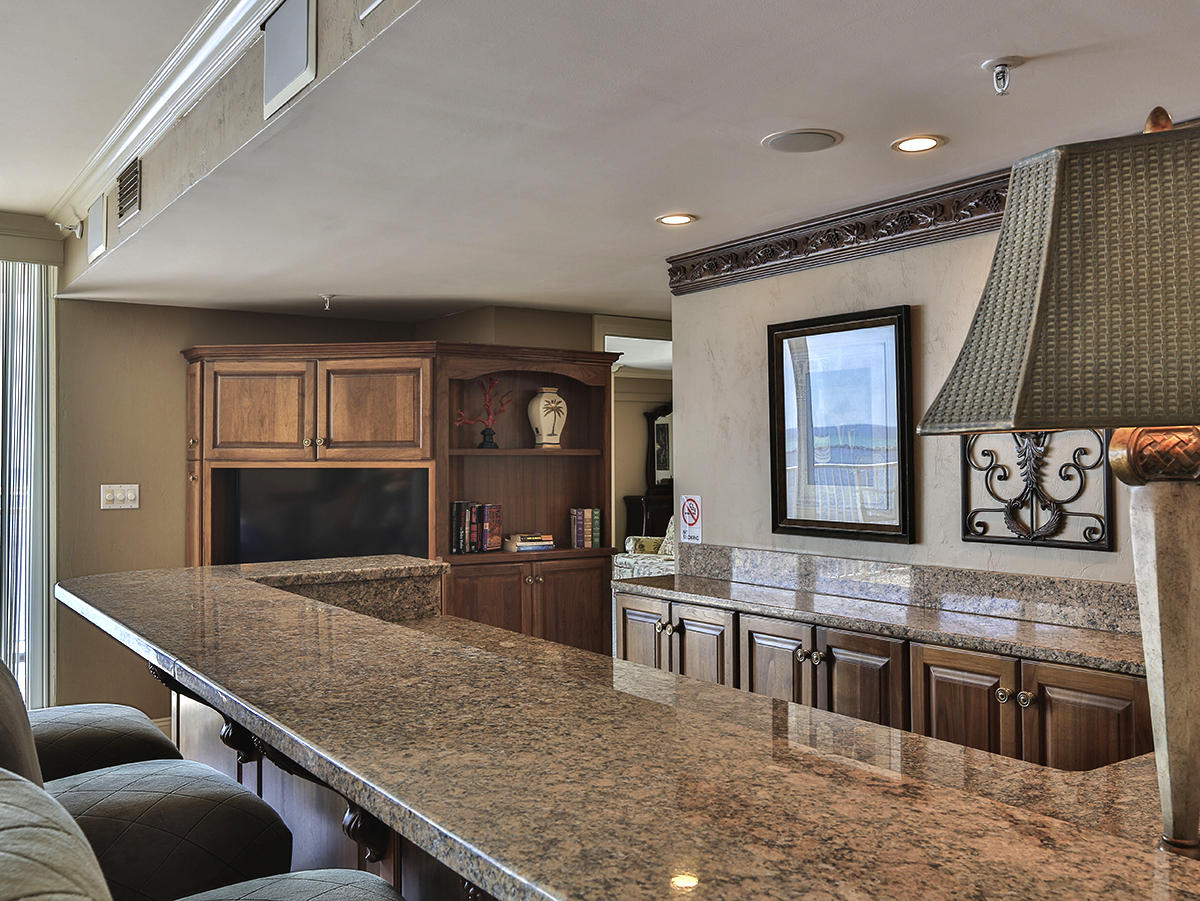 WATERVIEW TOWERS - Residential