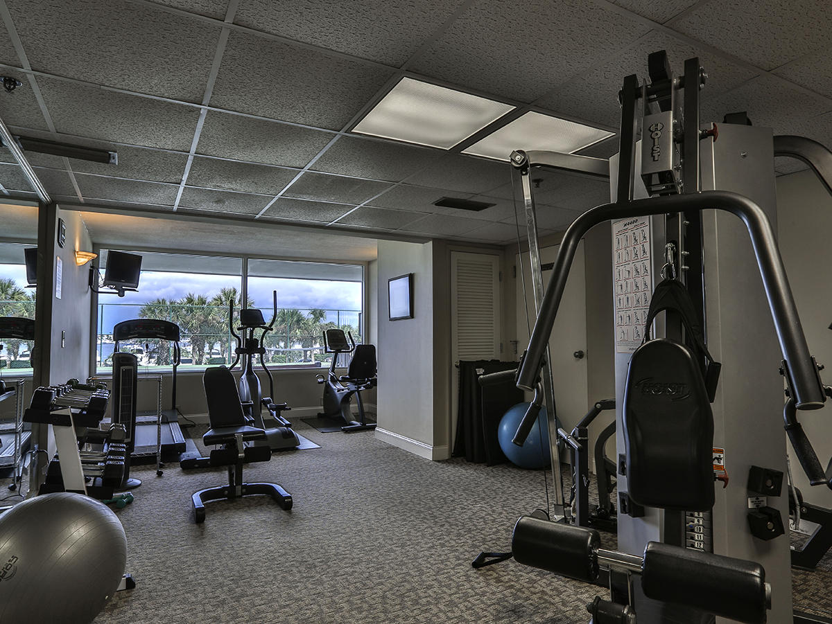 WATERVIEW TOWERS - Residential