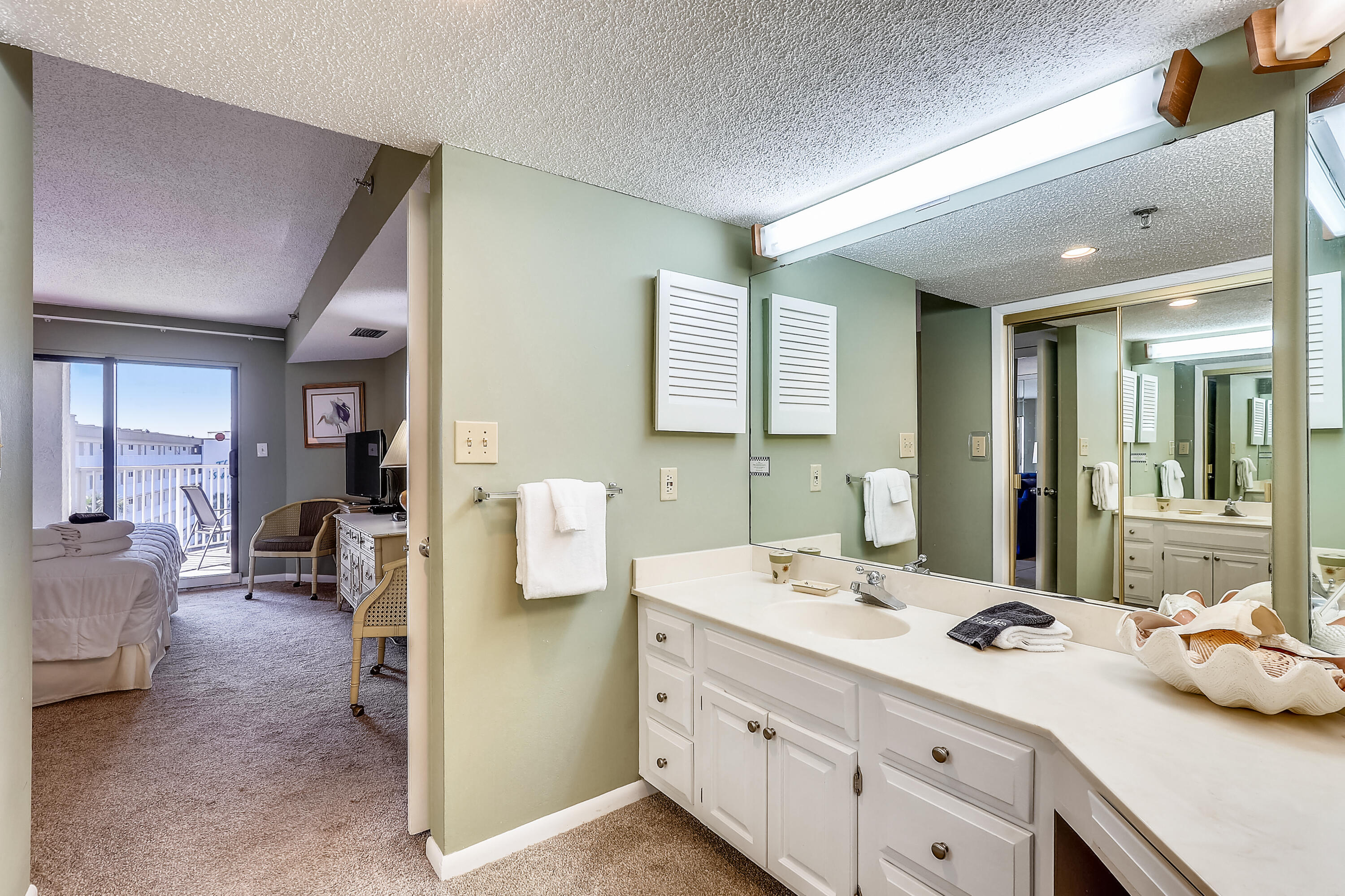 INLET REEF CLUB CONDO - Residential