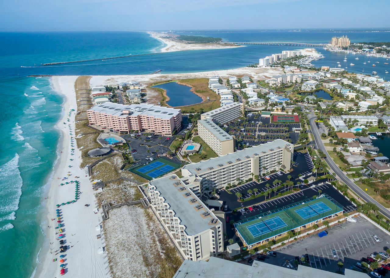 INLET REEF CLUB CONDO - Residential