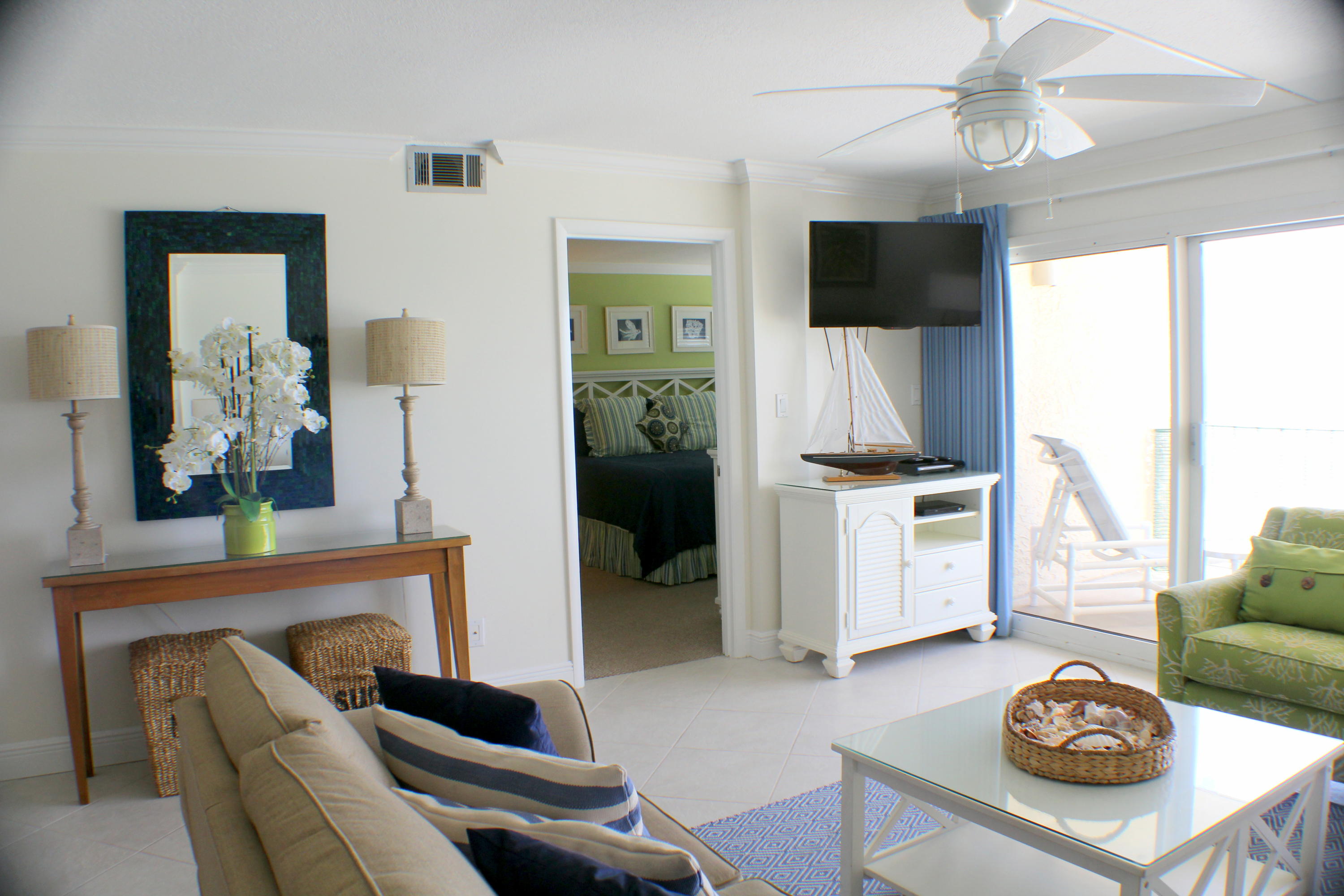 BEACH HOUSE CONDO PH 1 - Residential