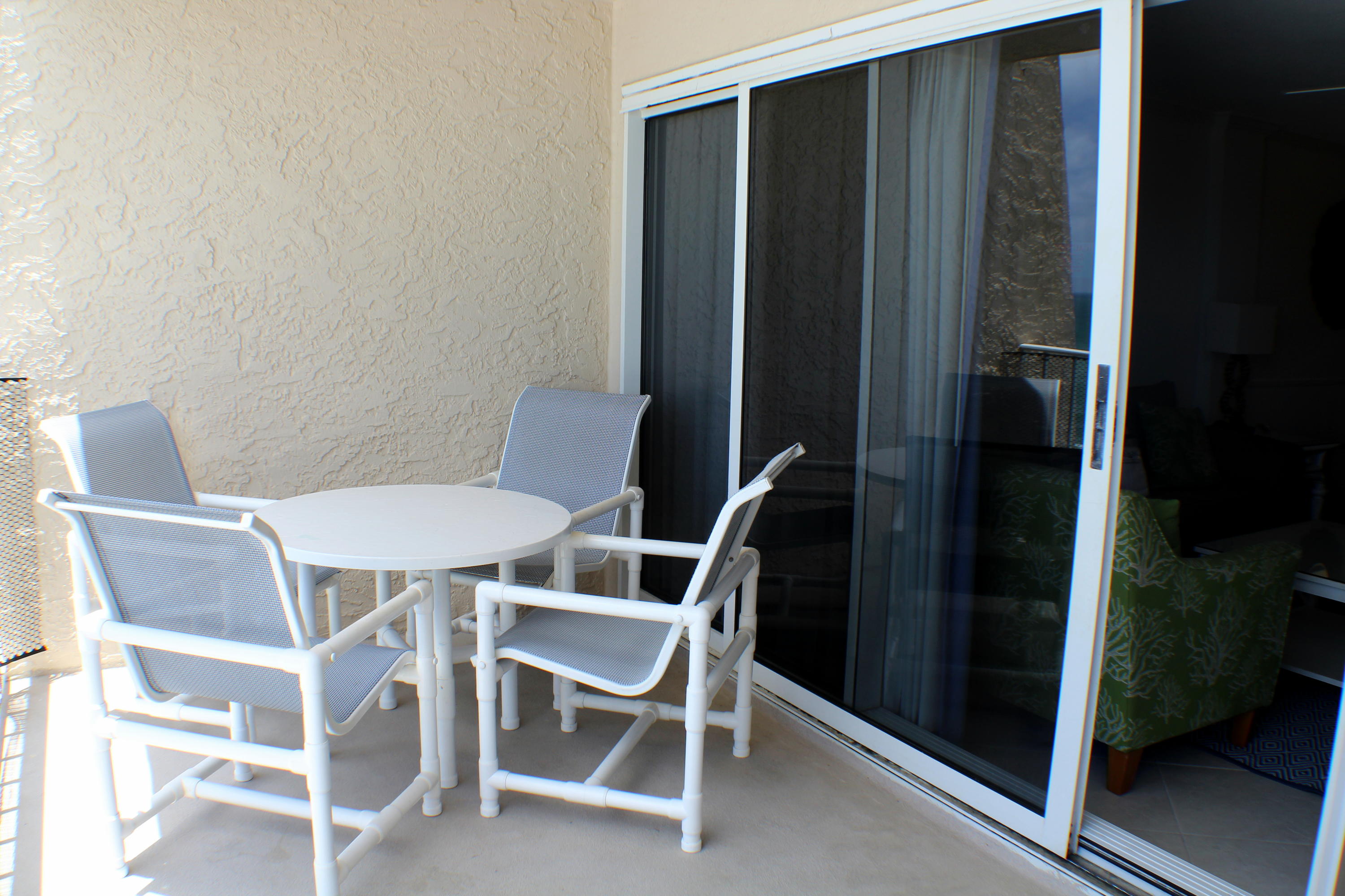 BEACH HOUSE CONDO PH 1 - Residential