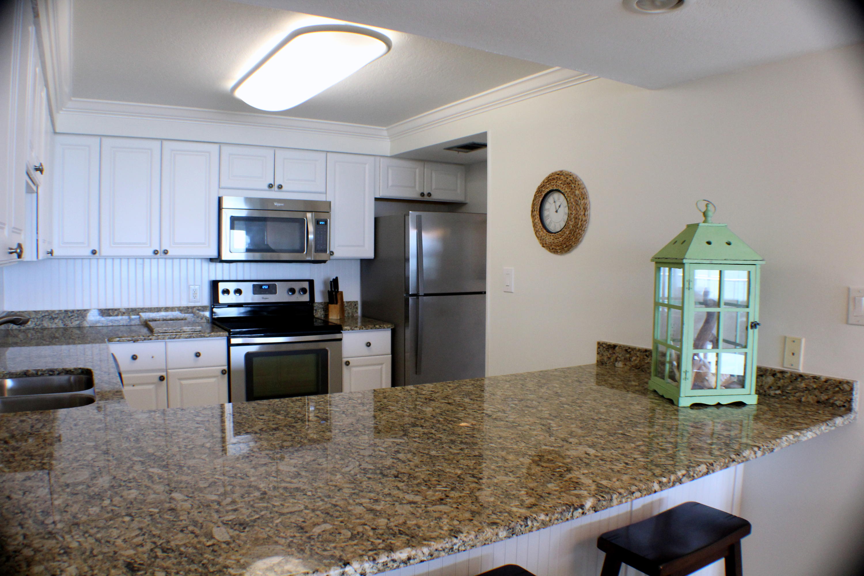 BEACH HOUSE CONDO PH 1 - Residential