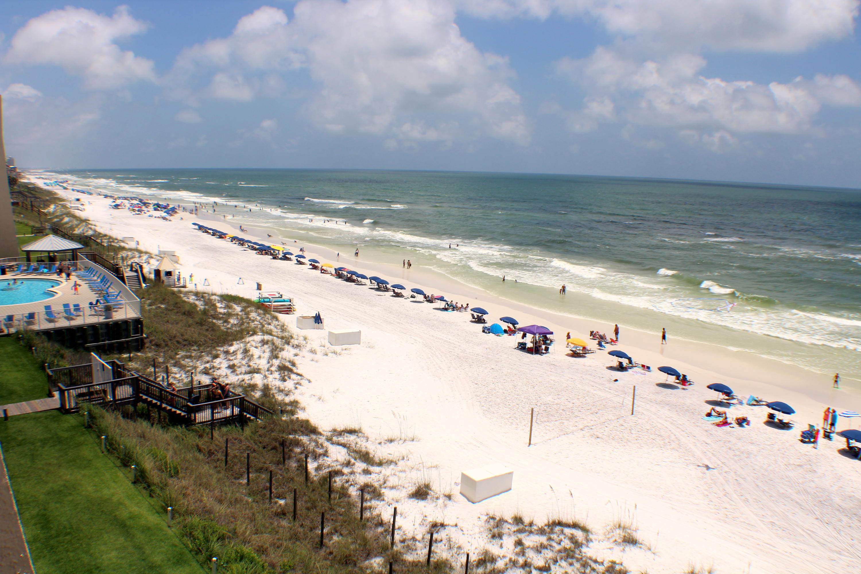 BEACH HOUSE CONDO PH 1 - Residential