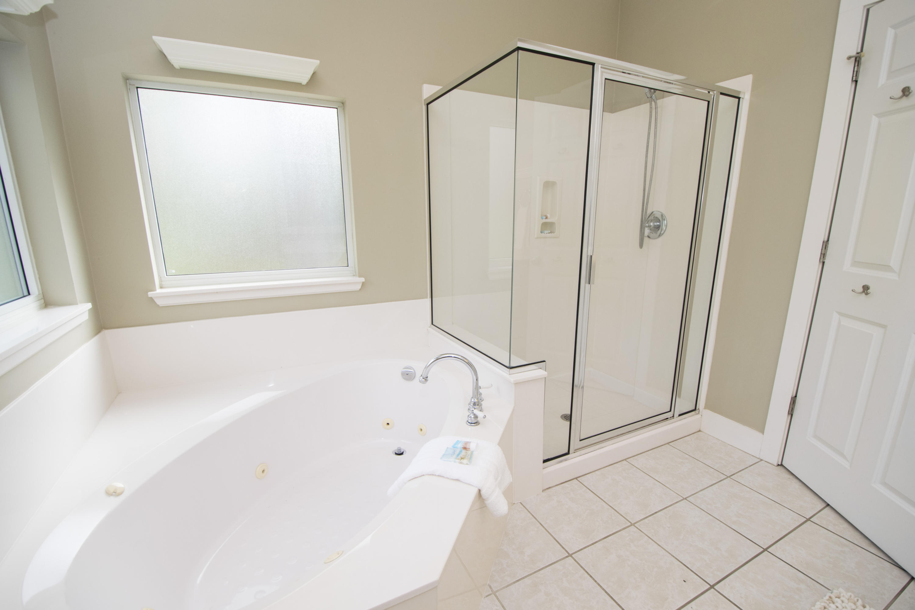 GROVE BY THE SEA - Residential