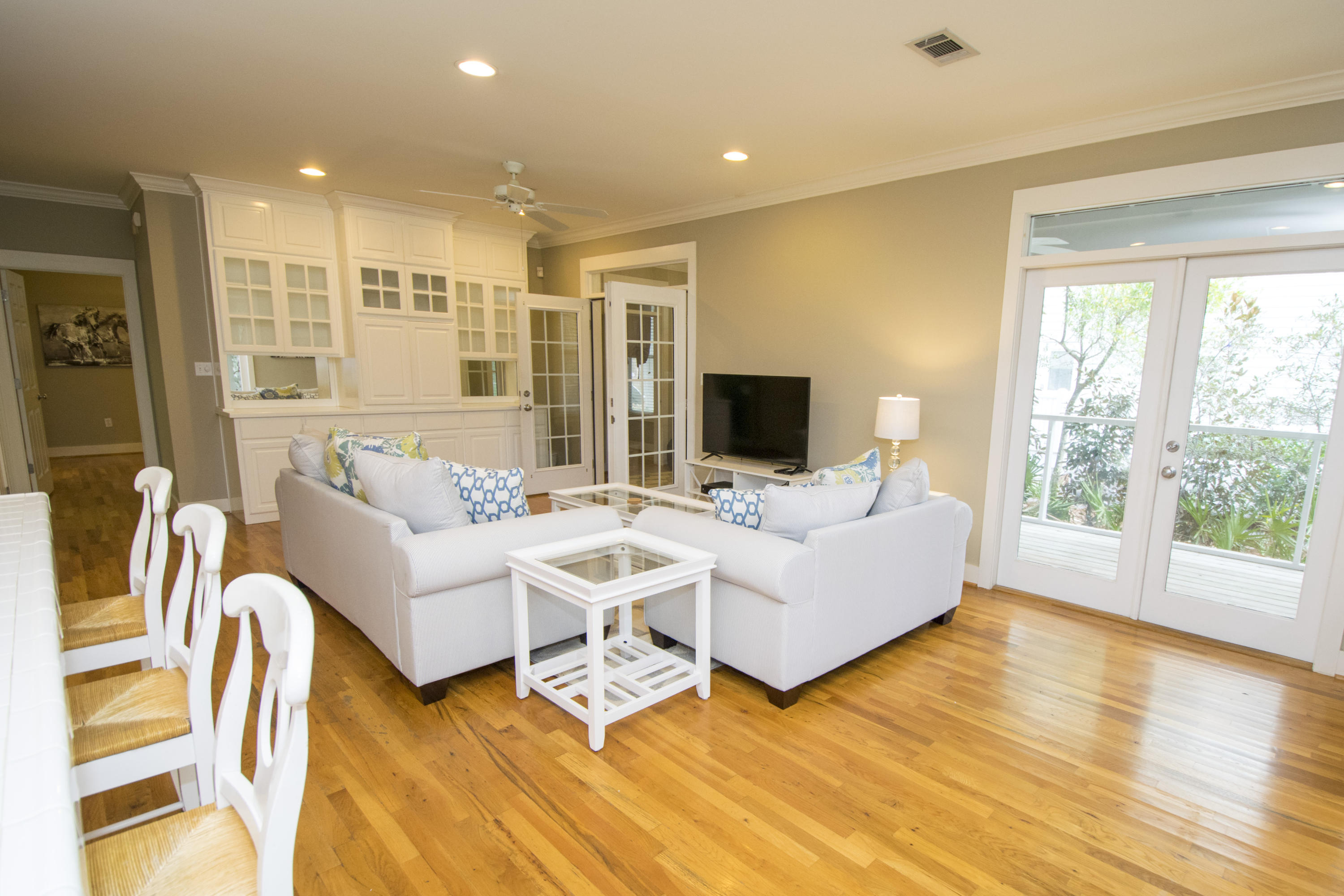 GROVE BY THE SEA - Residential