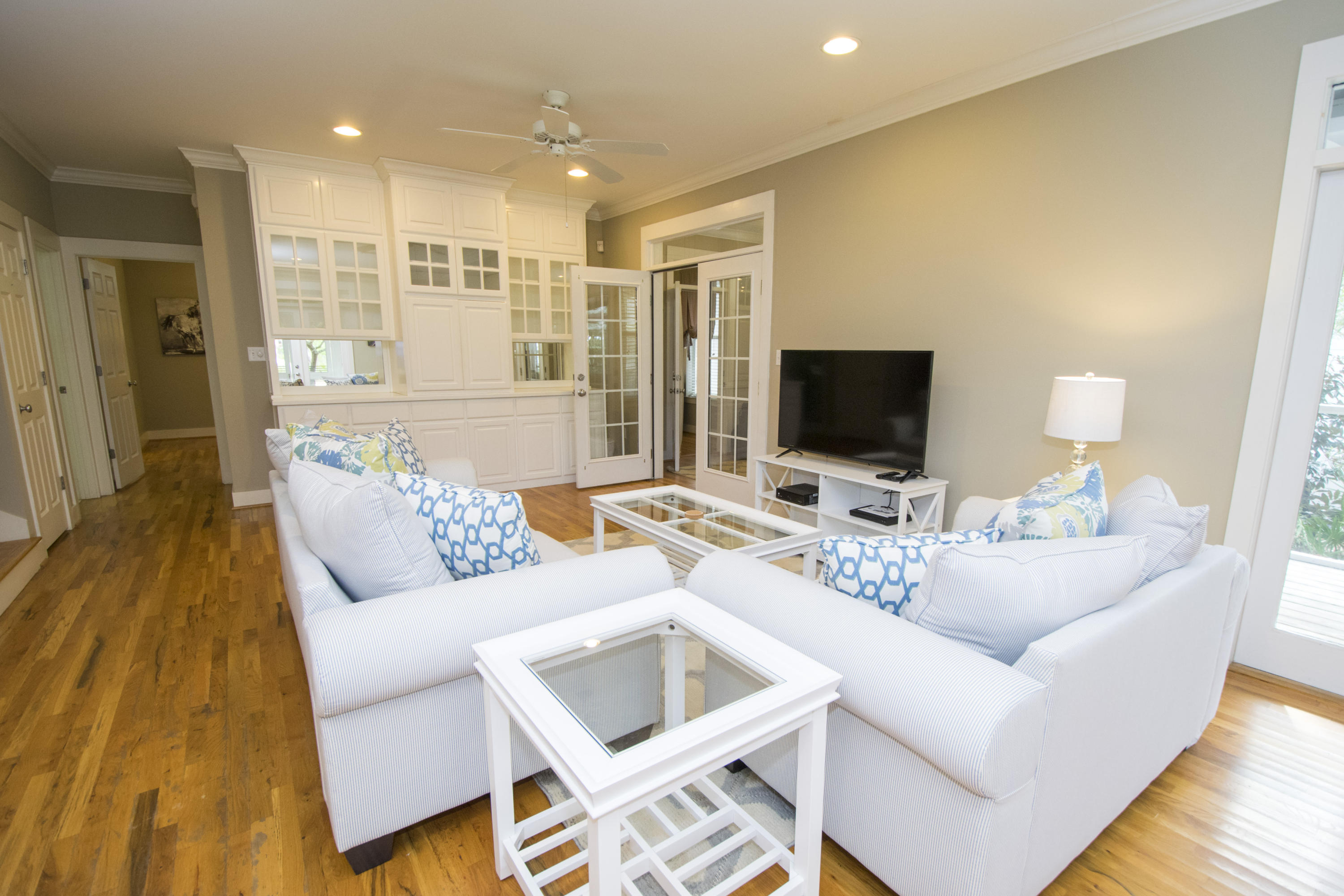 GROVE BY THE SEA - Residential