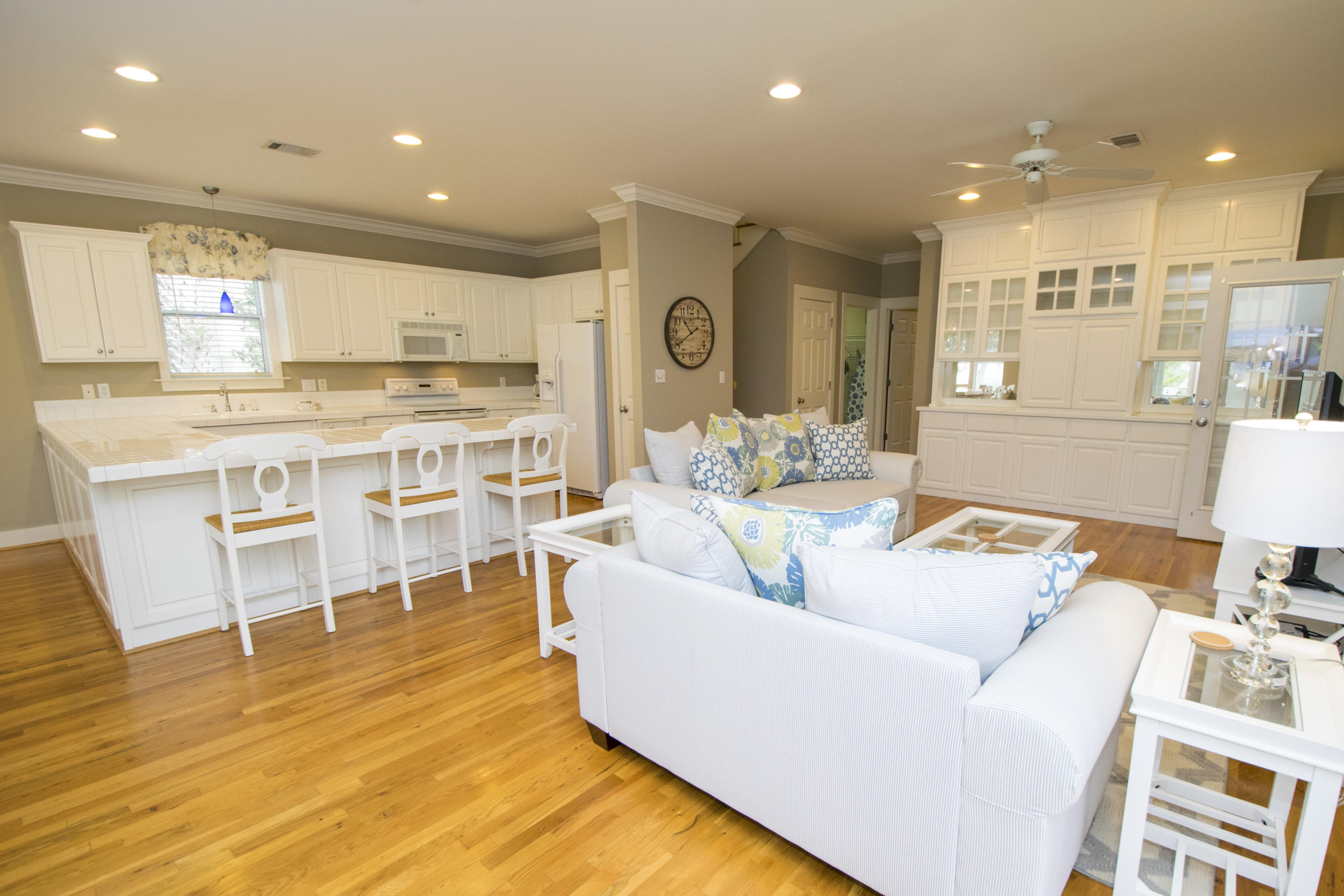 GROVE BY THE SEA - Residential